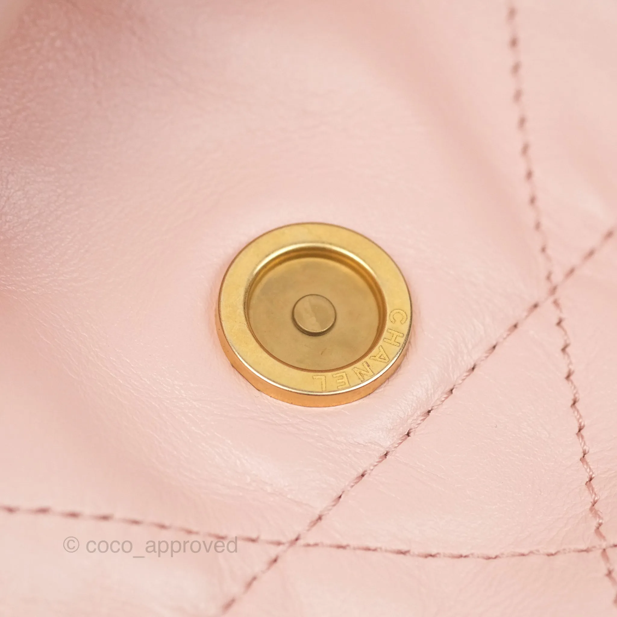 Chanel 22 Small Quilted Pink Shiny Crumpled Calfskin Aged Gold Hardware