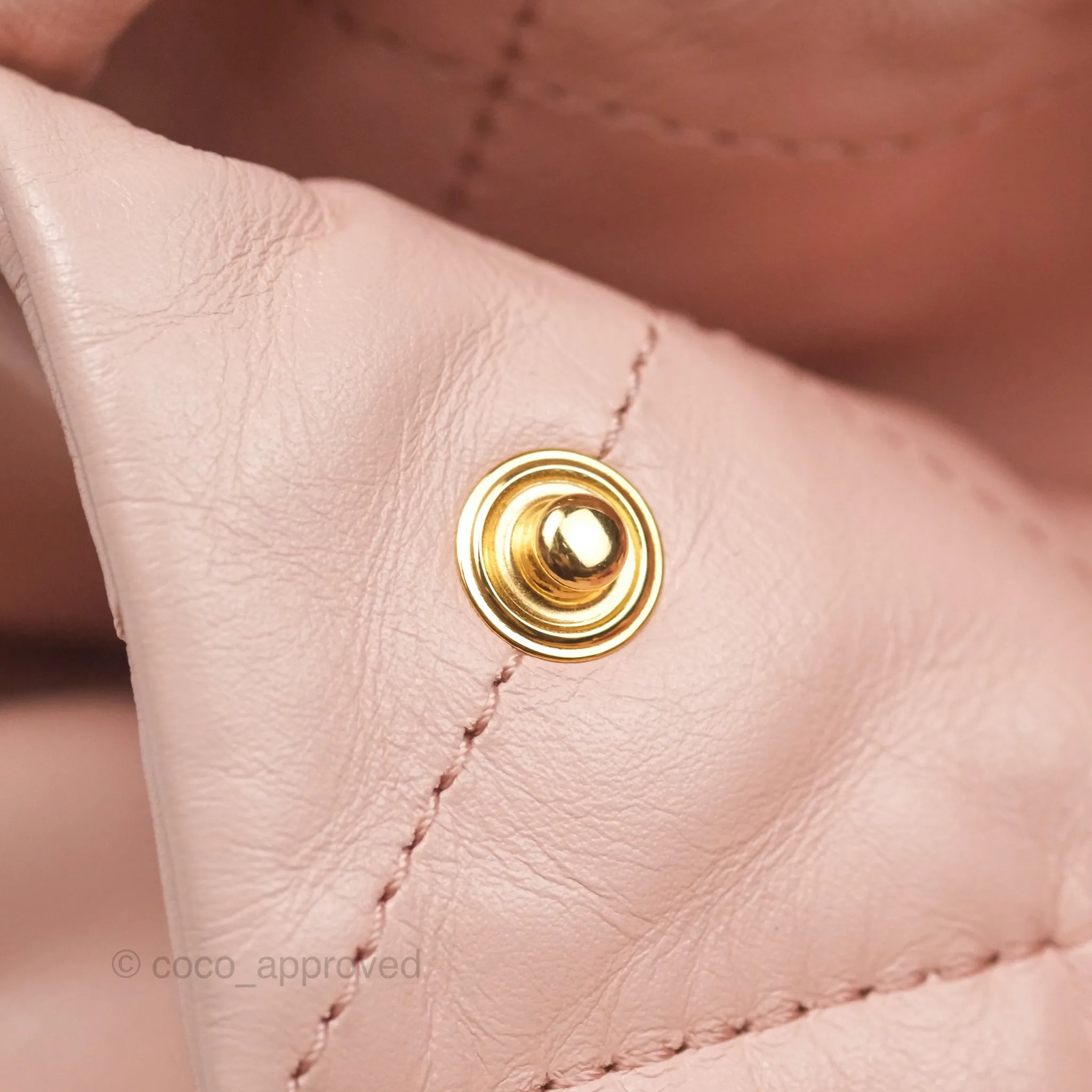 Chanel 22 Small Quilted Pink Shiny Crumpled Calfskin Aged Gold Hardware