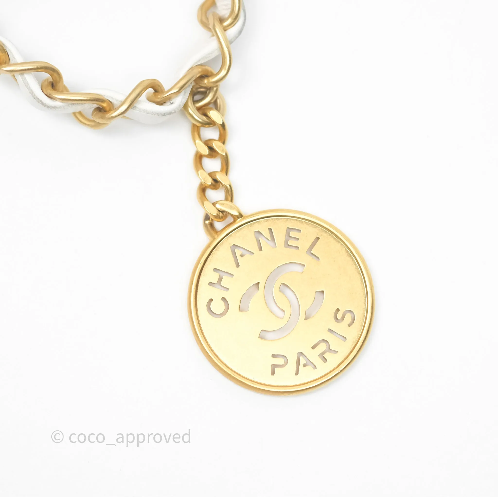 Chanel 22 Small White Shiny Calfskin Aged Gold Hardware