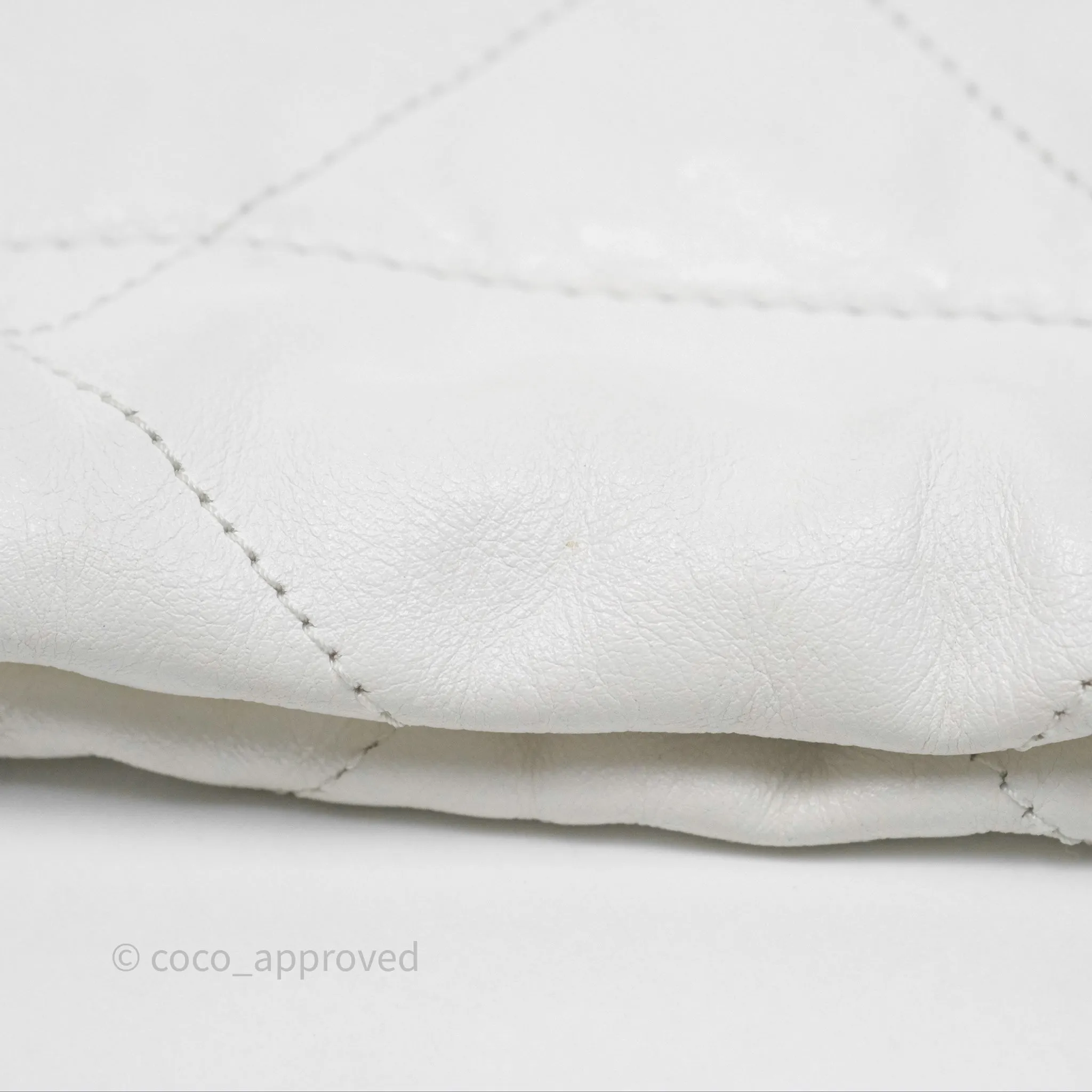 Chanel 22 Small White Shiny Calfskin Aged Gold Hardware