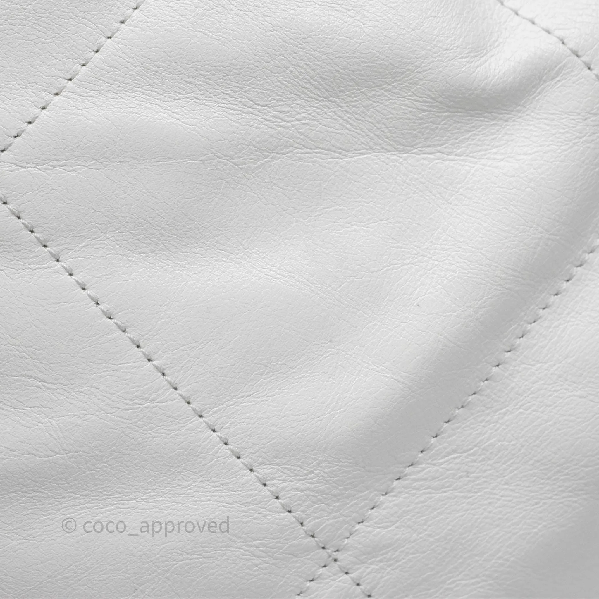 Chanel 22 Small White Shiny Calfskin Aged Gold Hardware