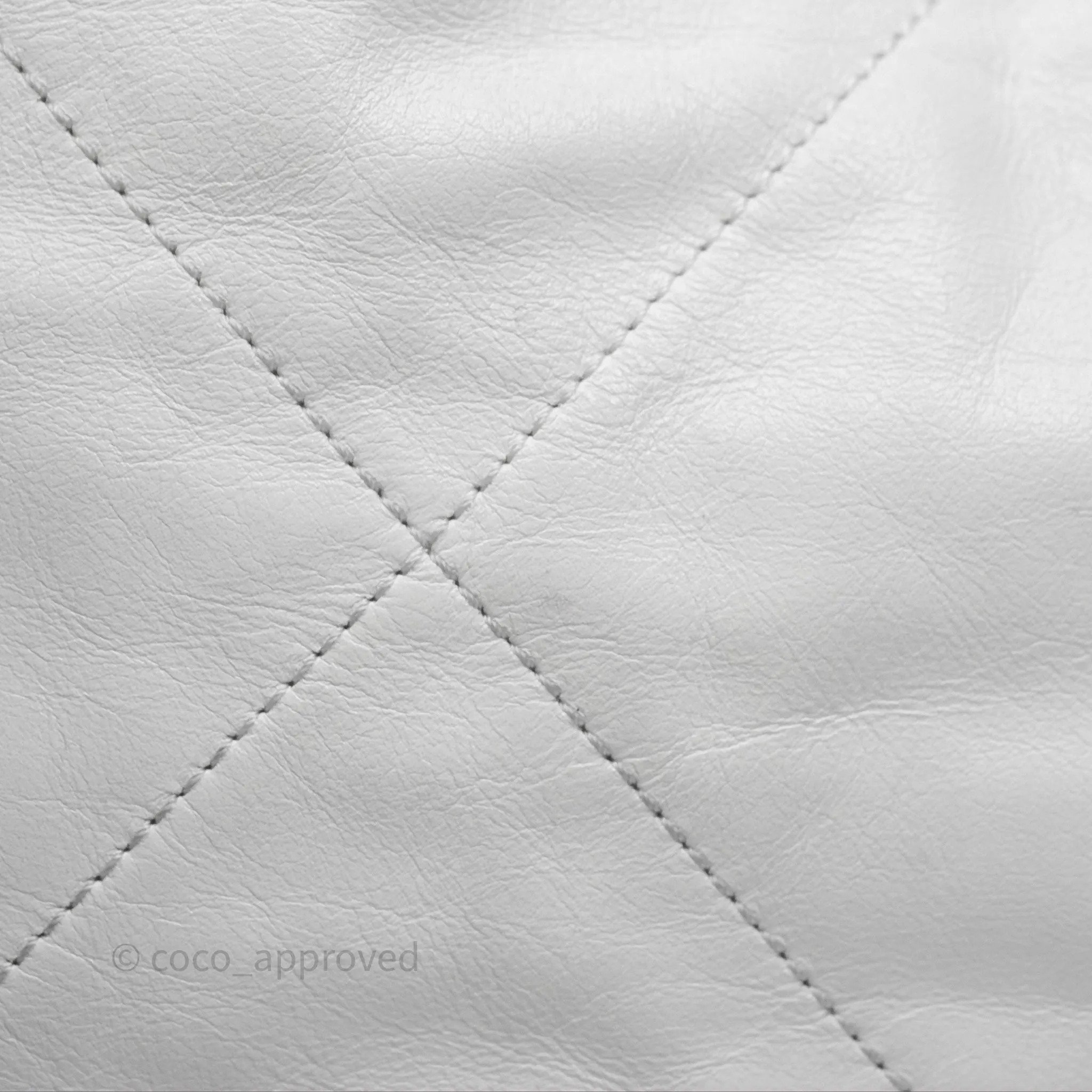 Chanel 22 Small White Shiny Calfskin Aged Gold Hardware