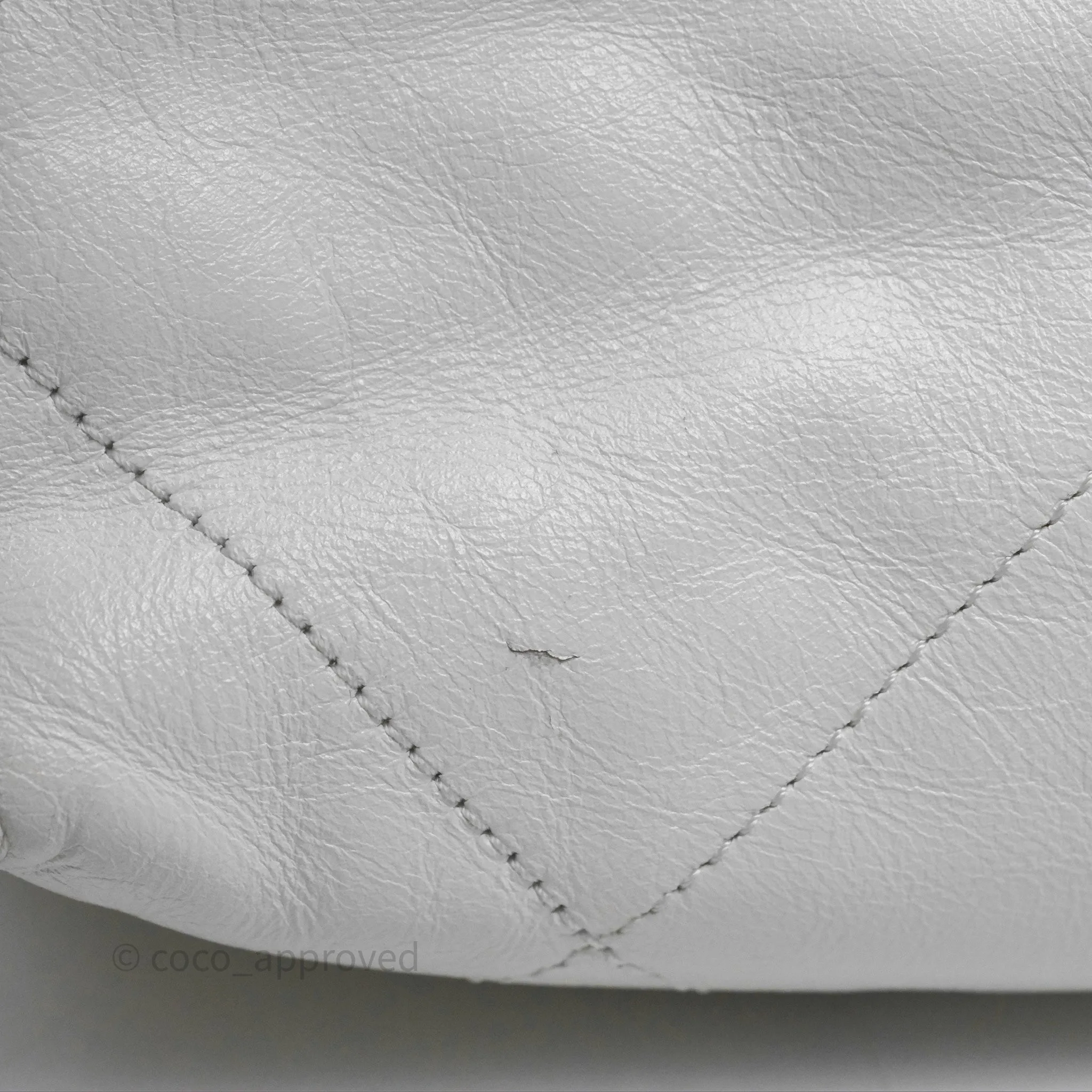 Chanel 22 Small White Shiny Calfskin Aged Gold Hardware