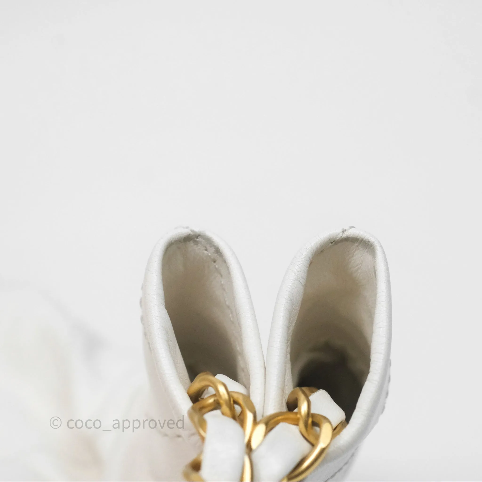 Chanel 22 Small White Shiny Calfskin Aged Gold Hardware