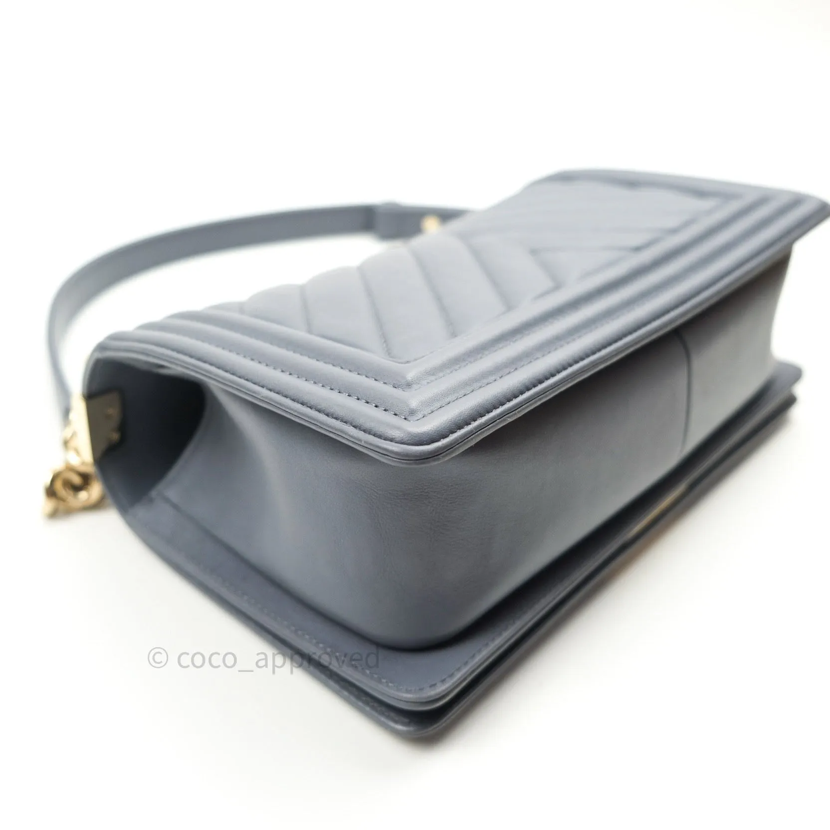 Chanel Boy Chevron Medium Grey Calfskin Light Gold Hardware