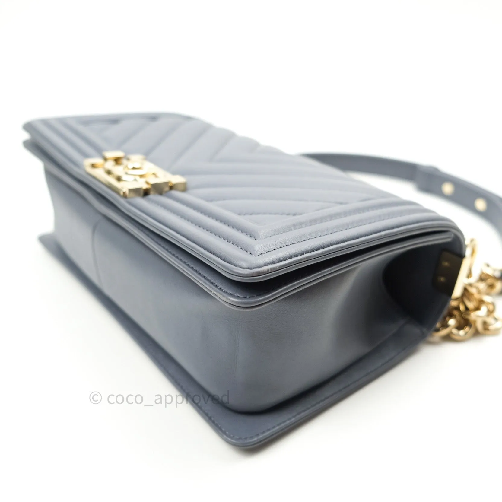 Chanel Boy Chevron Medium Grey Calfskin Light Gold Hardware