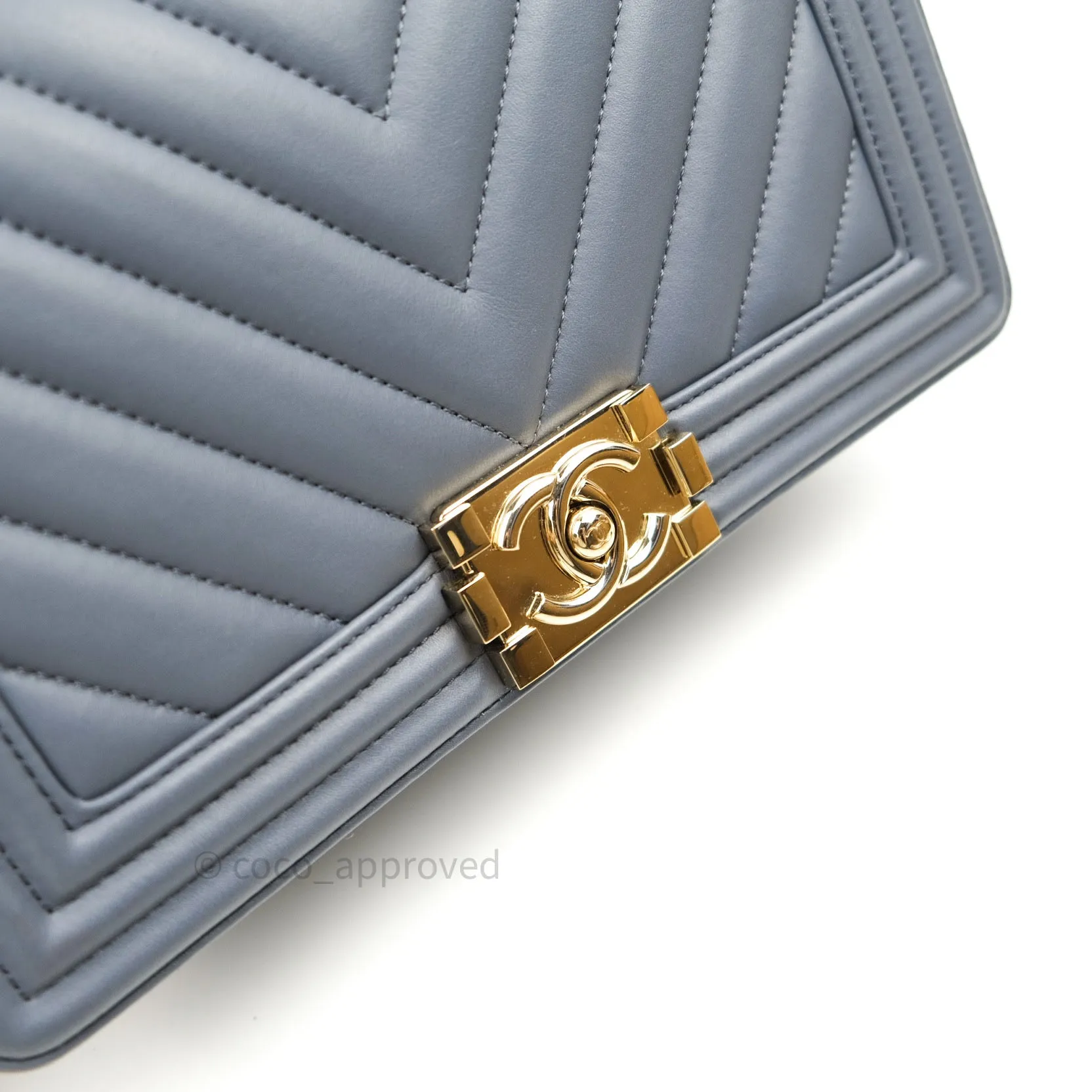 Chanel Boy Chevron Medium Grey Calfskin Light Gold Hardware