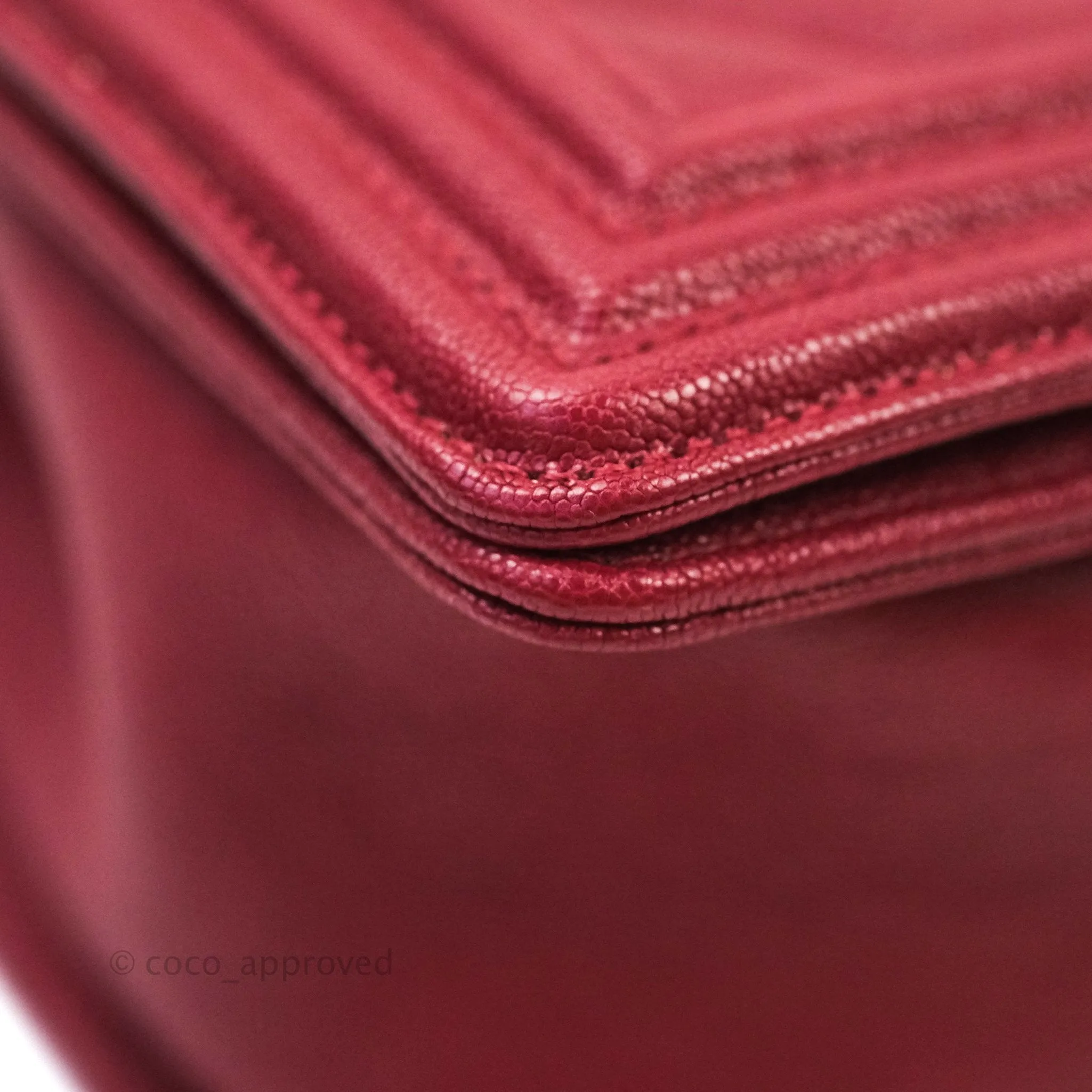 Chanel Boy Chevron Medium Red Caviar Gold Hardware