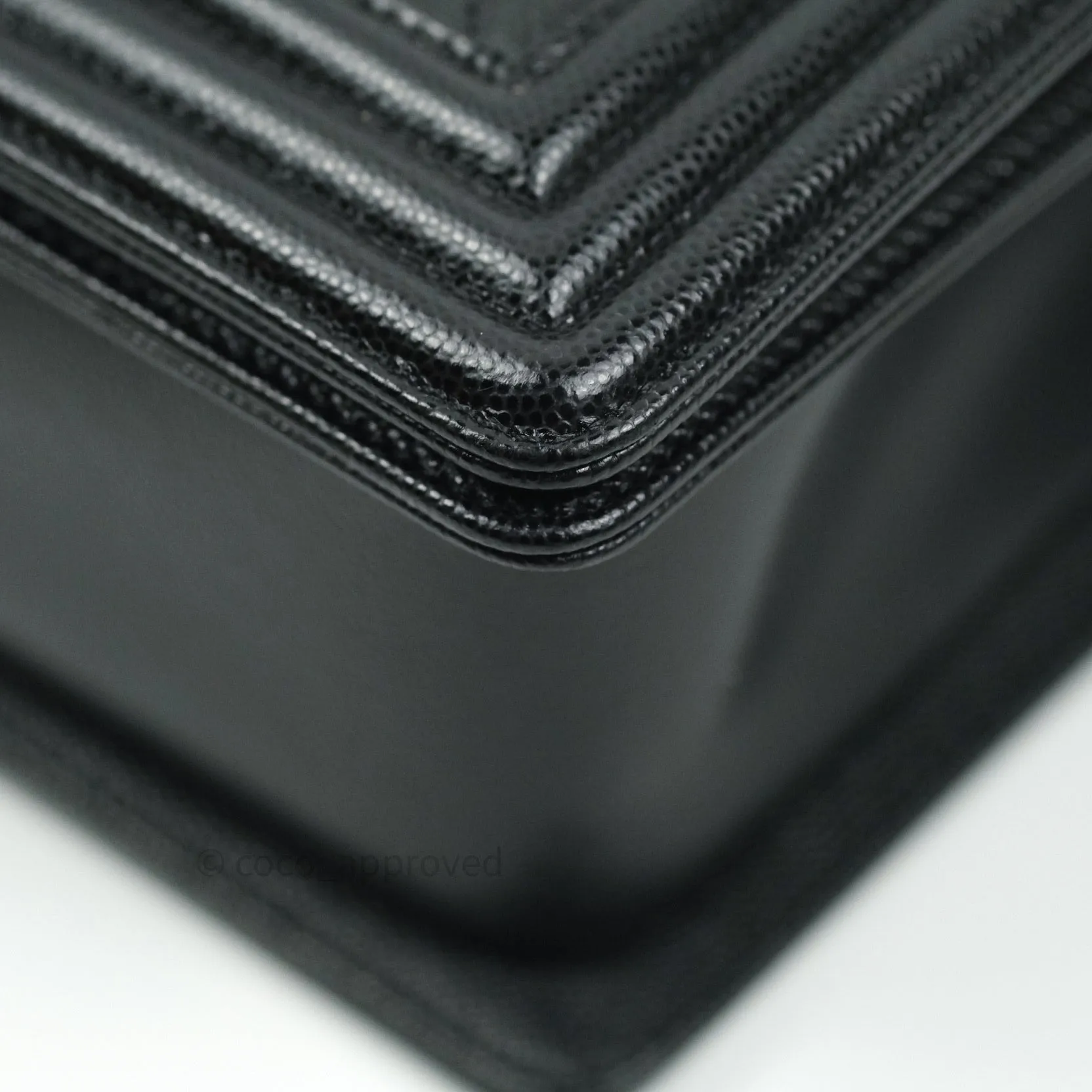 Chanel Boy Quilted Medium Black Caviar Ruthenium Hardware