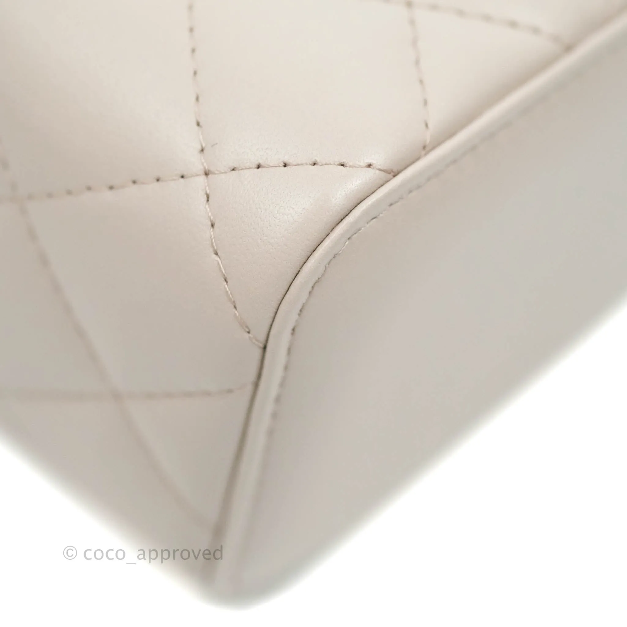 Chanel Classic Mini Pearl Crush Vanity With Chain Lilac Pink Lambskin Aged Gold Hardware