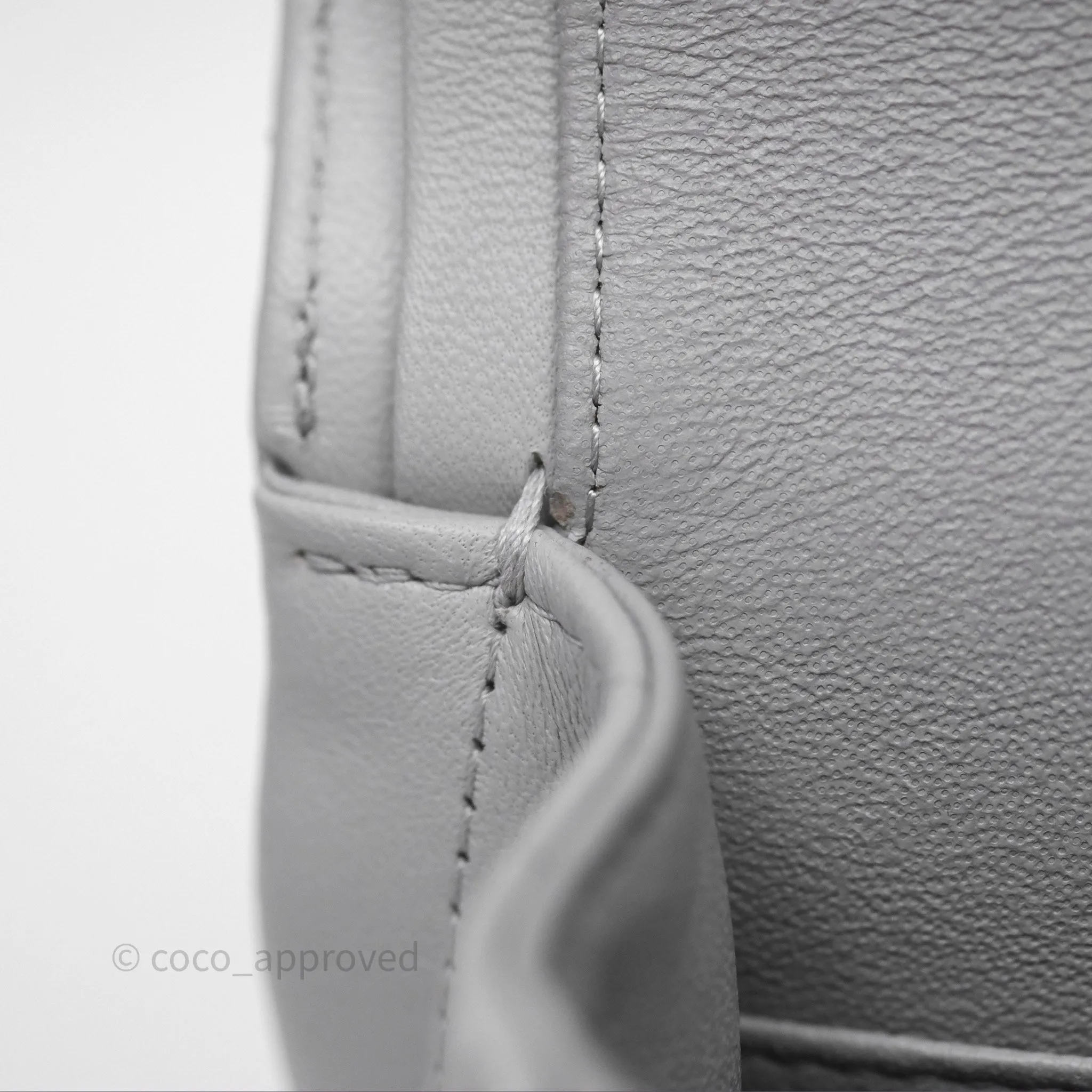 Chanel Classic M/L Medium Flap Chevron Grey Lambskin Gold Hardware