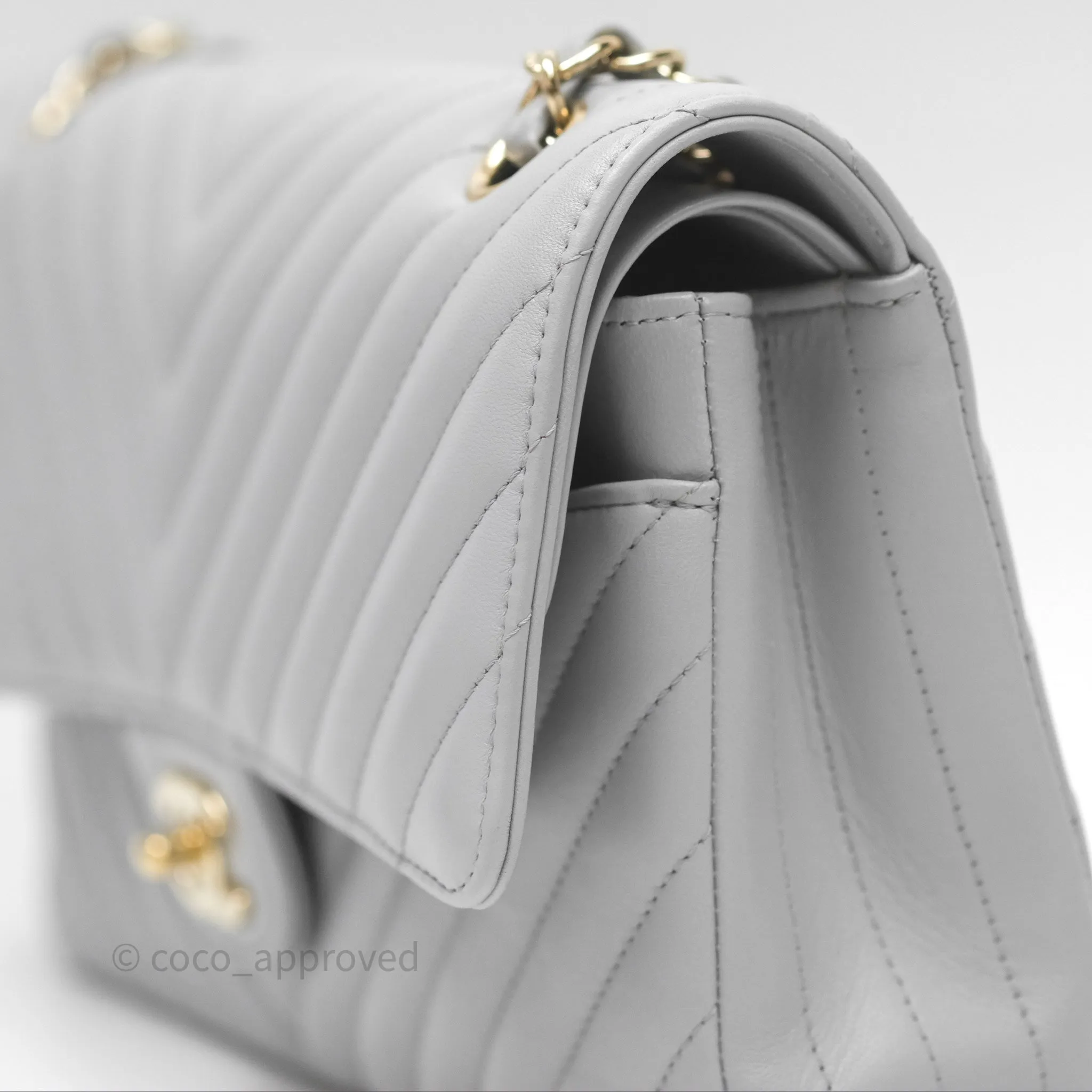 Chanel Classic M/L Medium Flap Chevron Grey Lambskin Gold Hardware