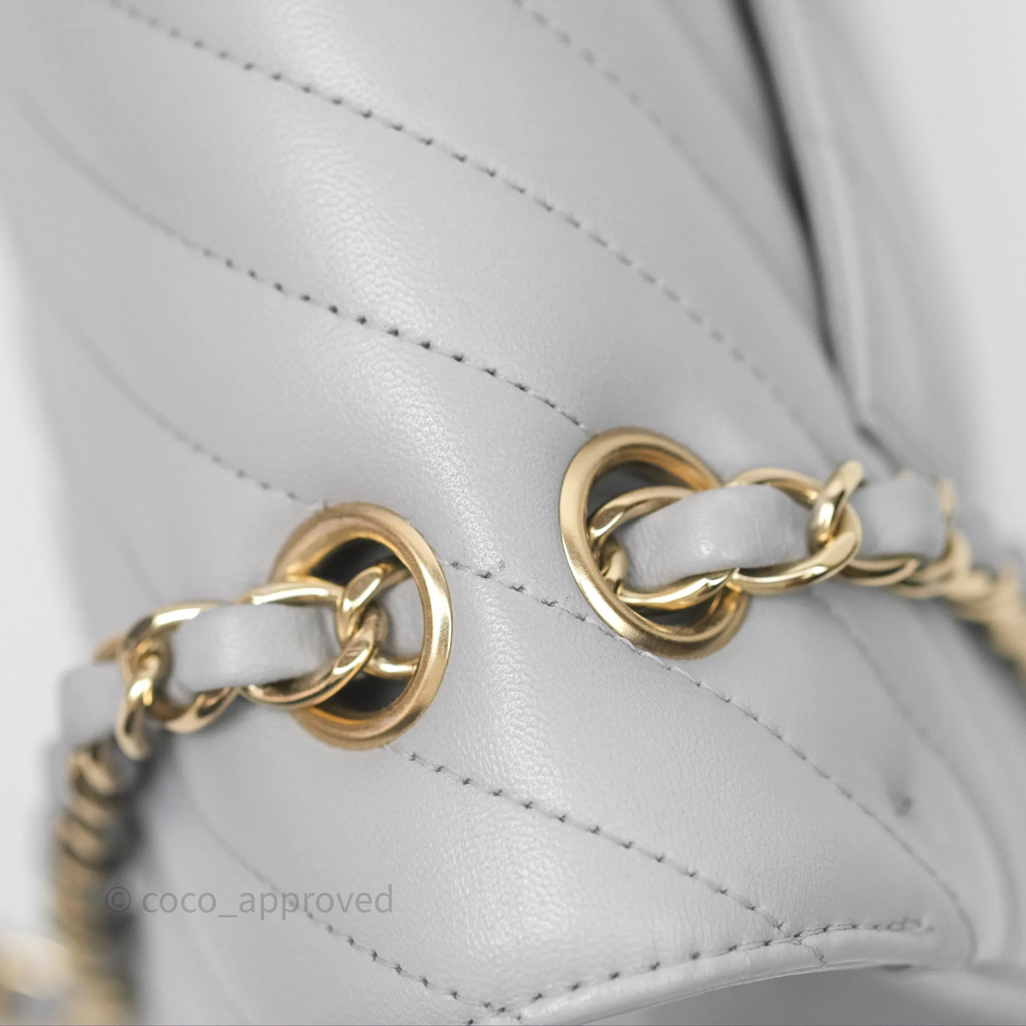 Chanel Classic M/L Medium Flap Chevron Grey Lambskin Gold Hardware