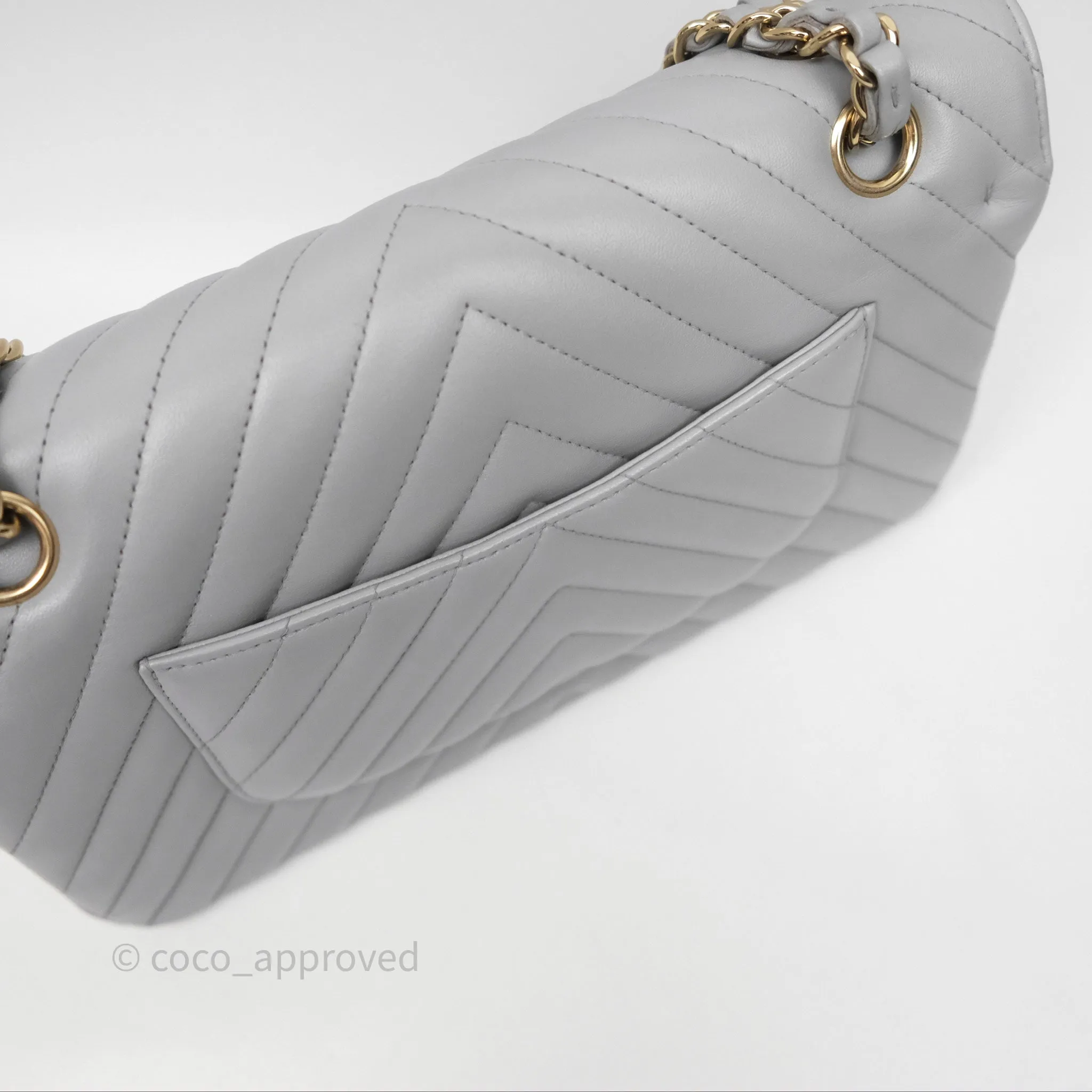 Chanel Classic M/L Medium Flap Chevron Grey Lambskin Gold Hardware