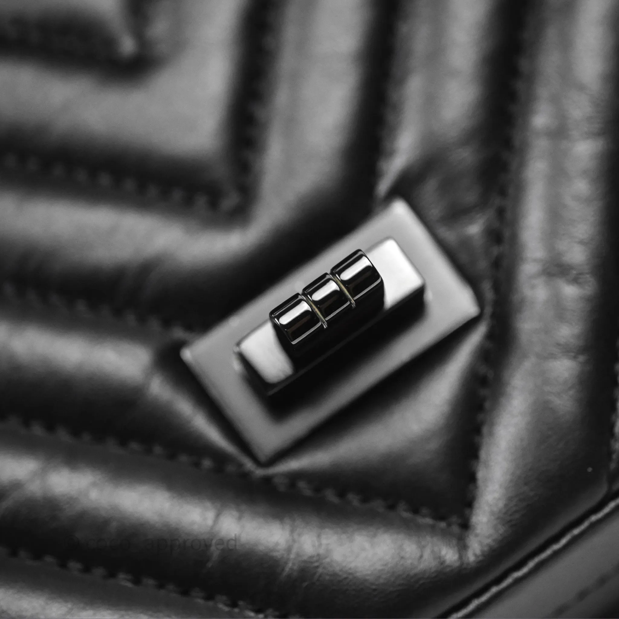 Chanel Mini Reissue 224 So Black Chevron Calfskin