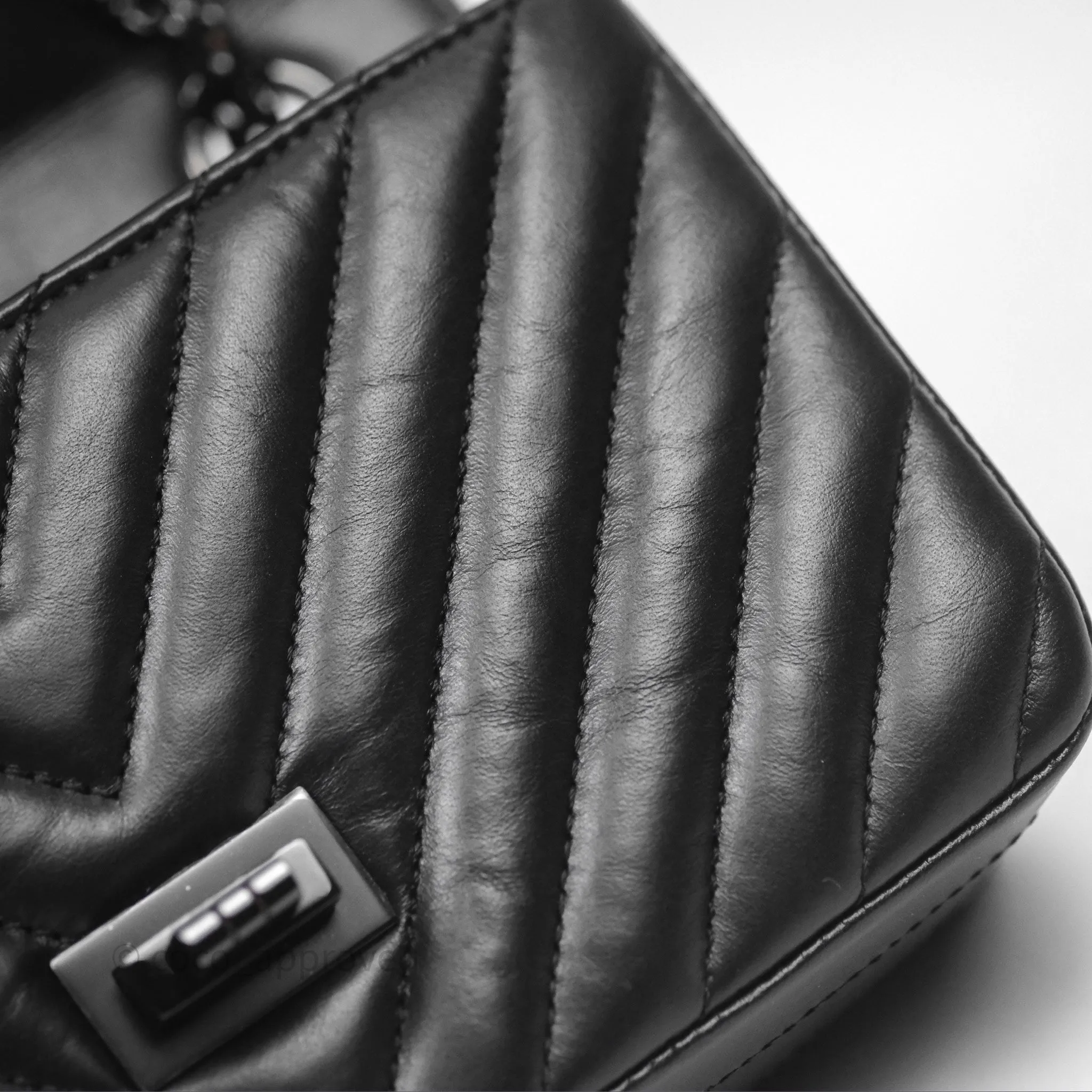 Chanel Mini Reissue 224 So Black Chevron Calfskin
