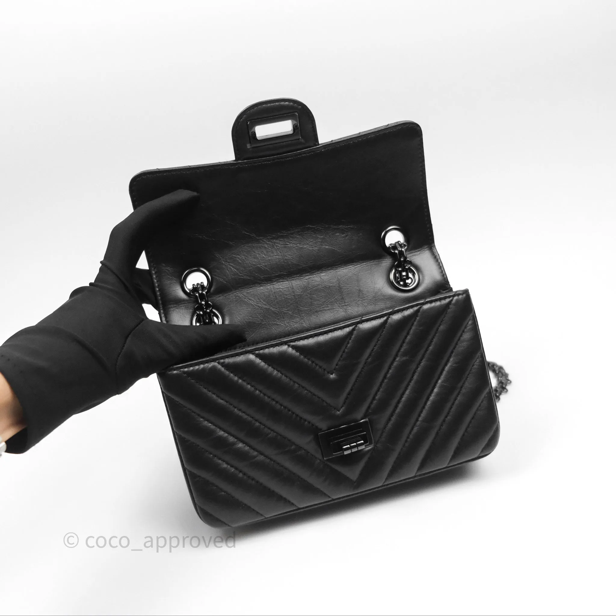 Chanel Mini Reissue 224 So Black Chevron Calfskin