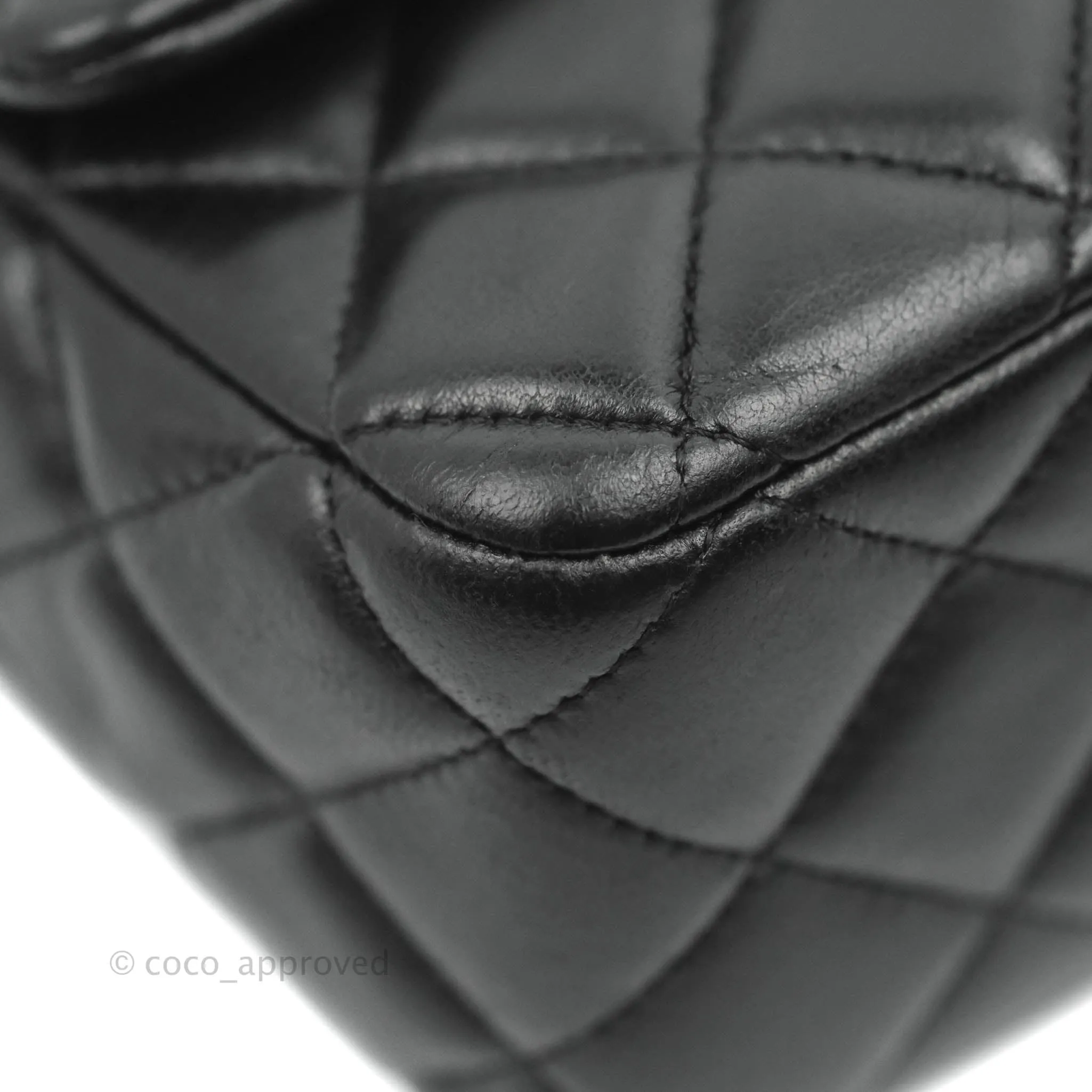 Chanel M/L Medium Flap Bag Valentine Limited Edition Black Lambskin Gold Hardware