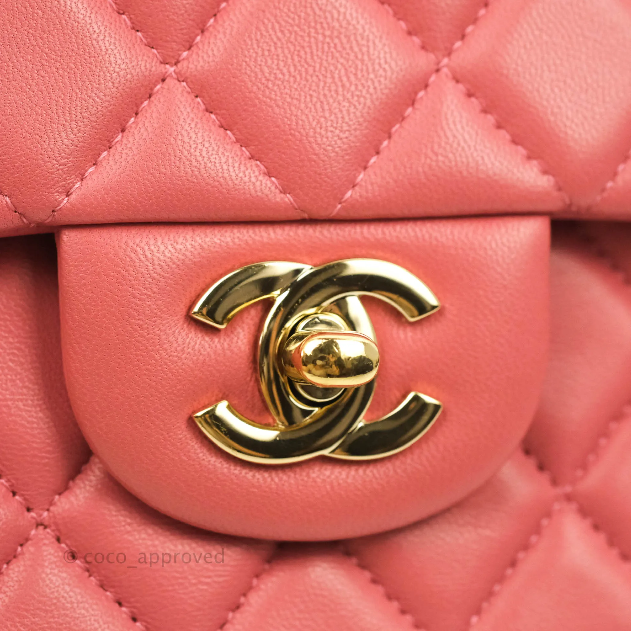 Chanel M/L Medium Flap Bag Valentine Limited Edition Pink Lambskin Gold Hardware