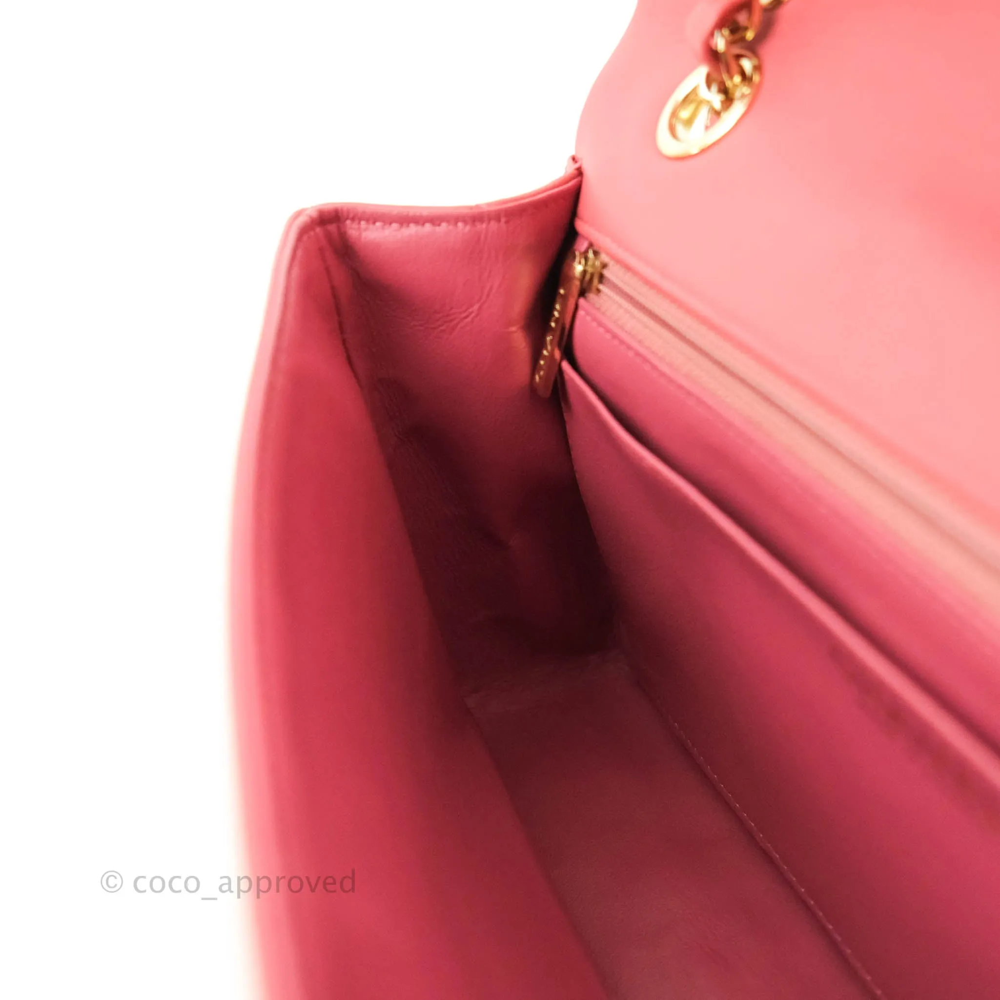 Chanel M/L Medium Flap Bag Valentine Limited Edition Pink Lambskin Gold Hardware
