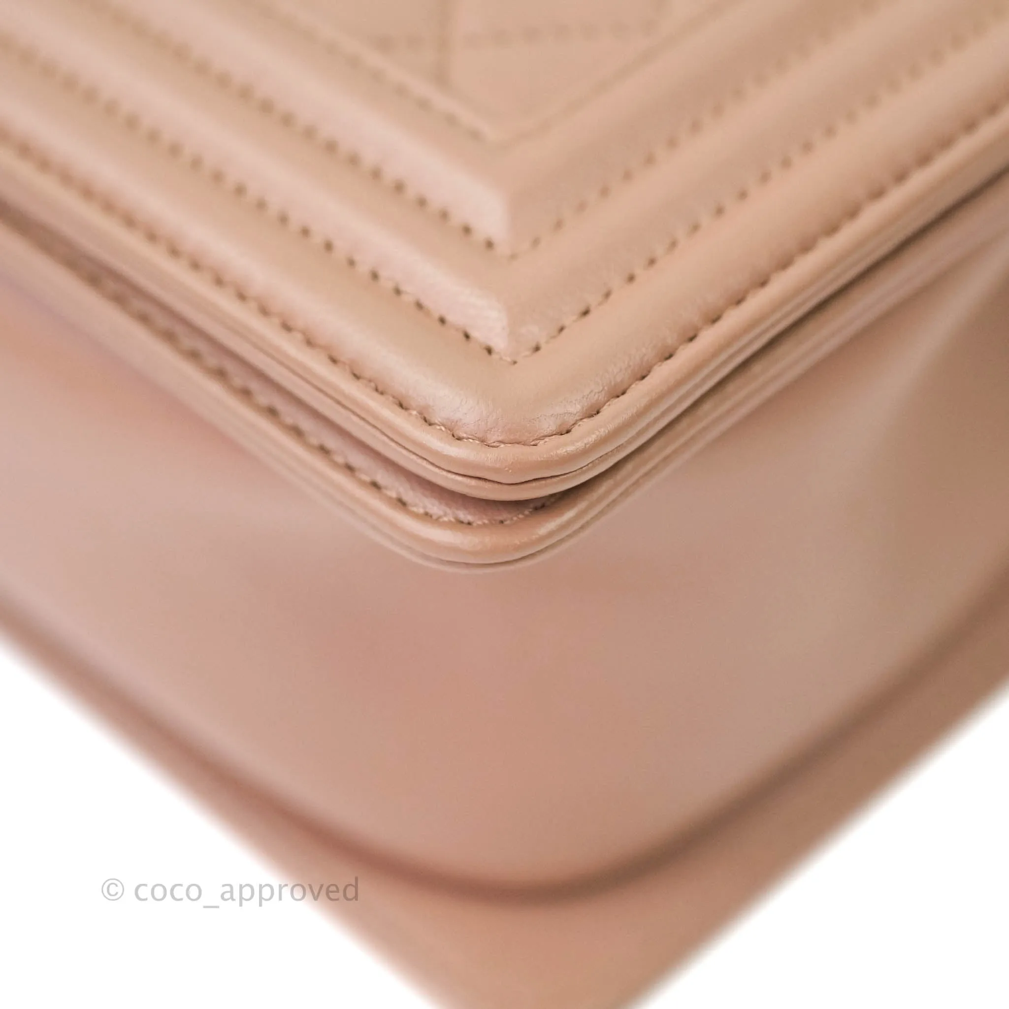 Chanel Quilted Medium Lambskin Boy Flap Pink Aged Gold Hardware