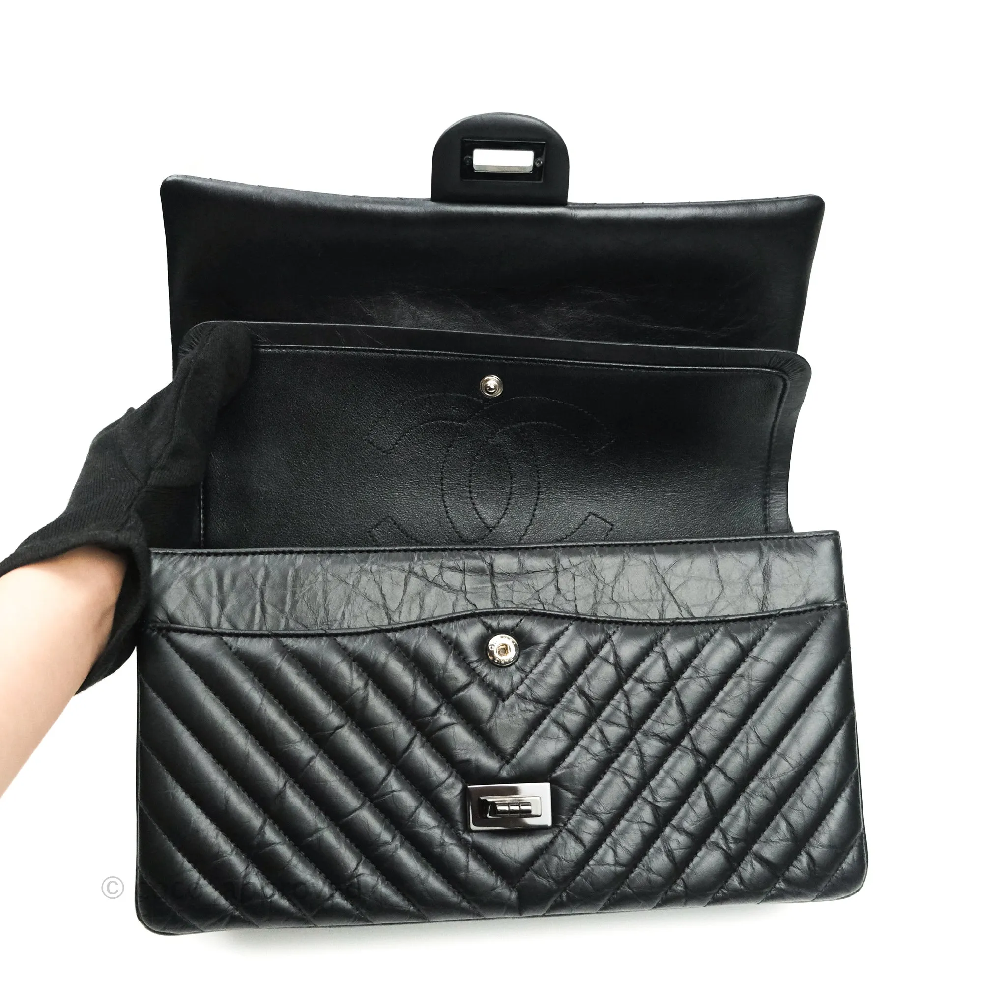 Chanel Reissue Chevron Aged Calfskin So Black Hardware 226