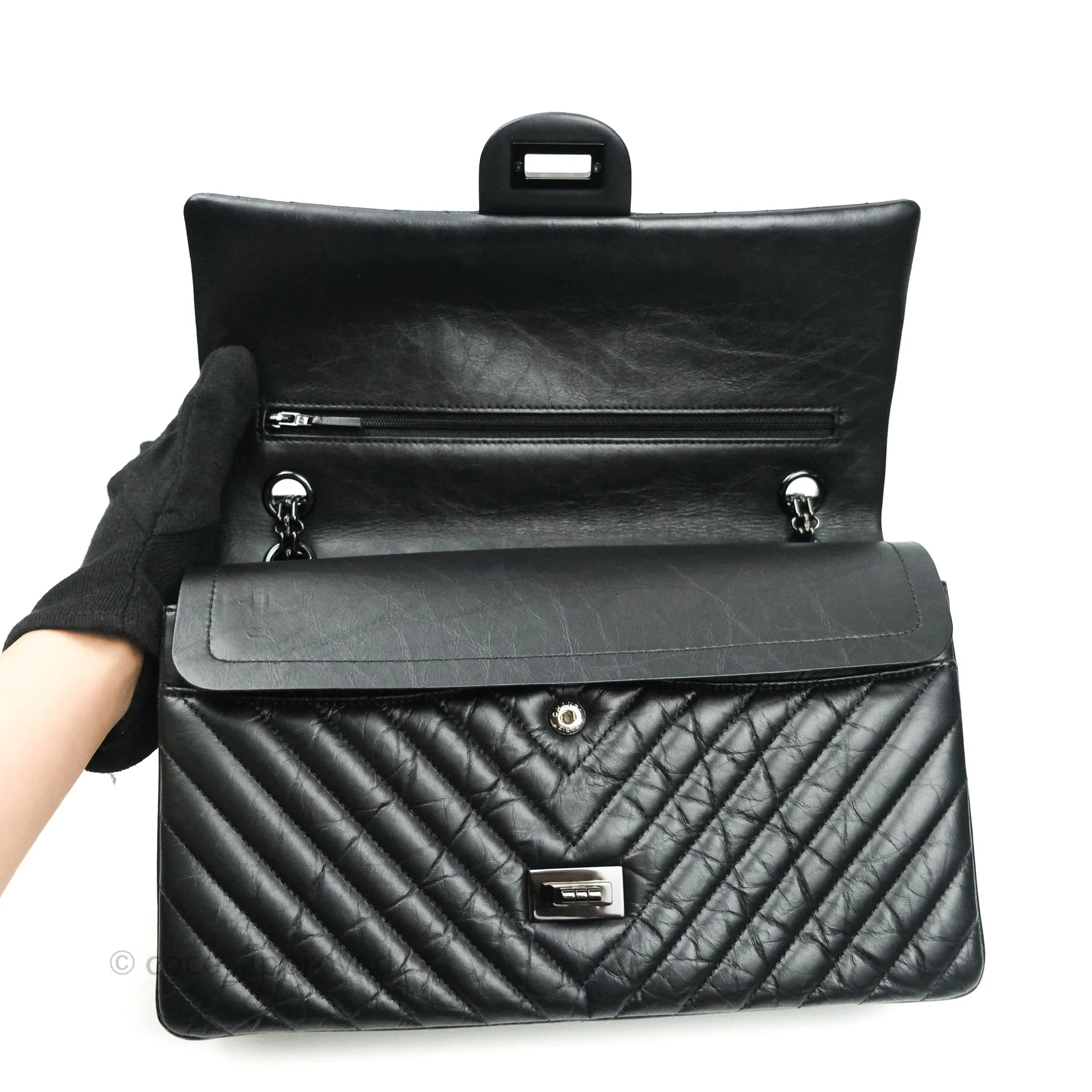 Chanel Reissue Chevron Aged Calfskin So Black Hardware 226