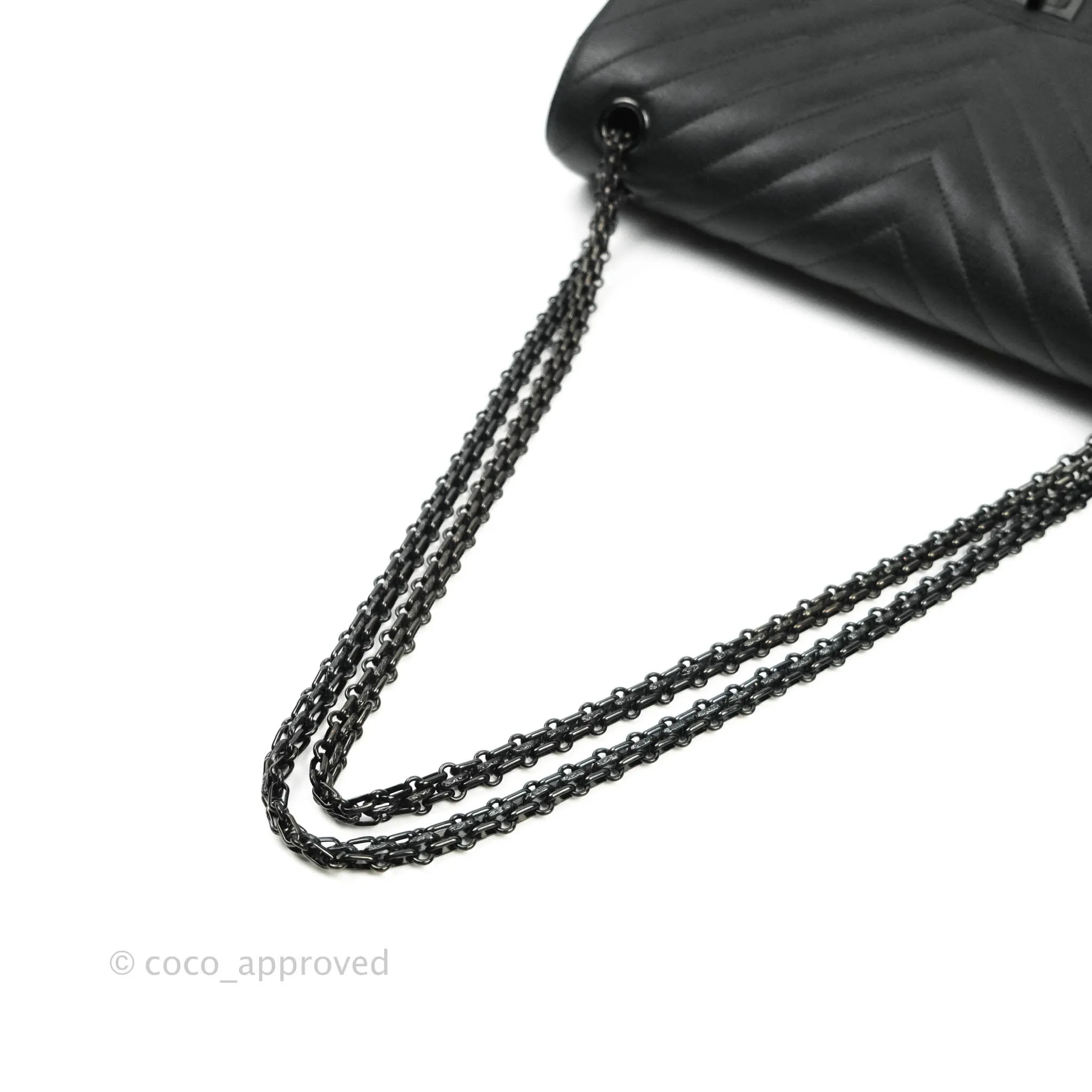 Chanel Reissue Chevron So Black Black Hardware 226