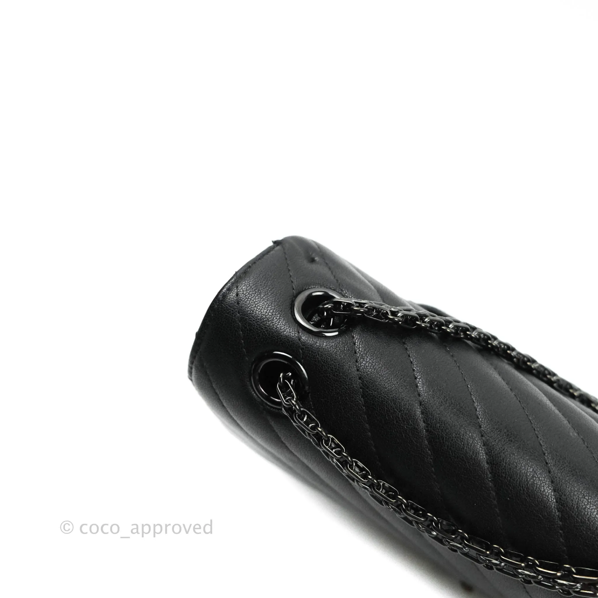 Chanel Reissue Chevron So Black Black Hardware 226