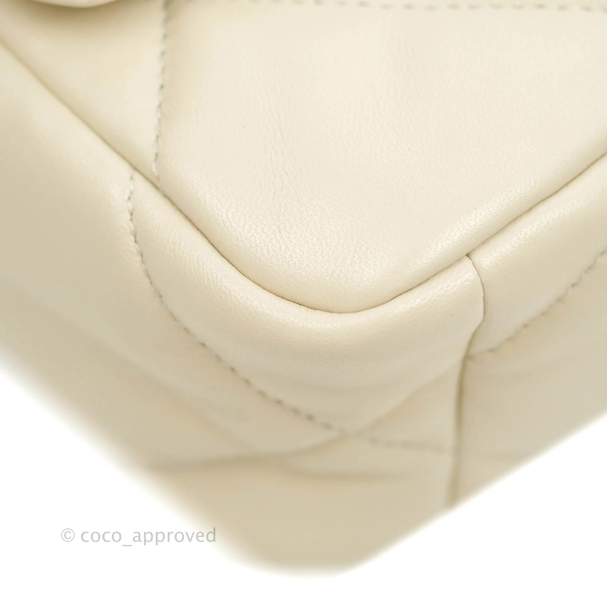 Chanel Small 19 Light Beige Flap Bag Lambskin Mixed Hardware 21C