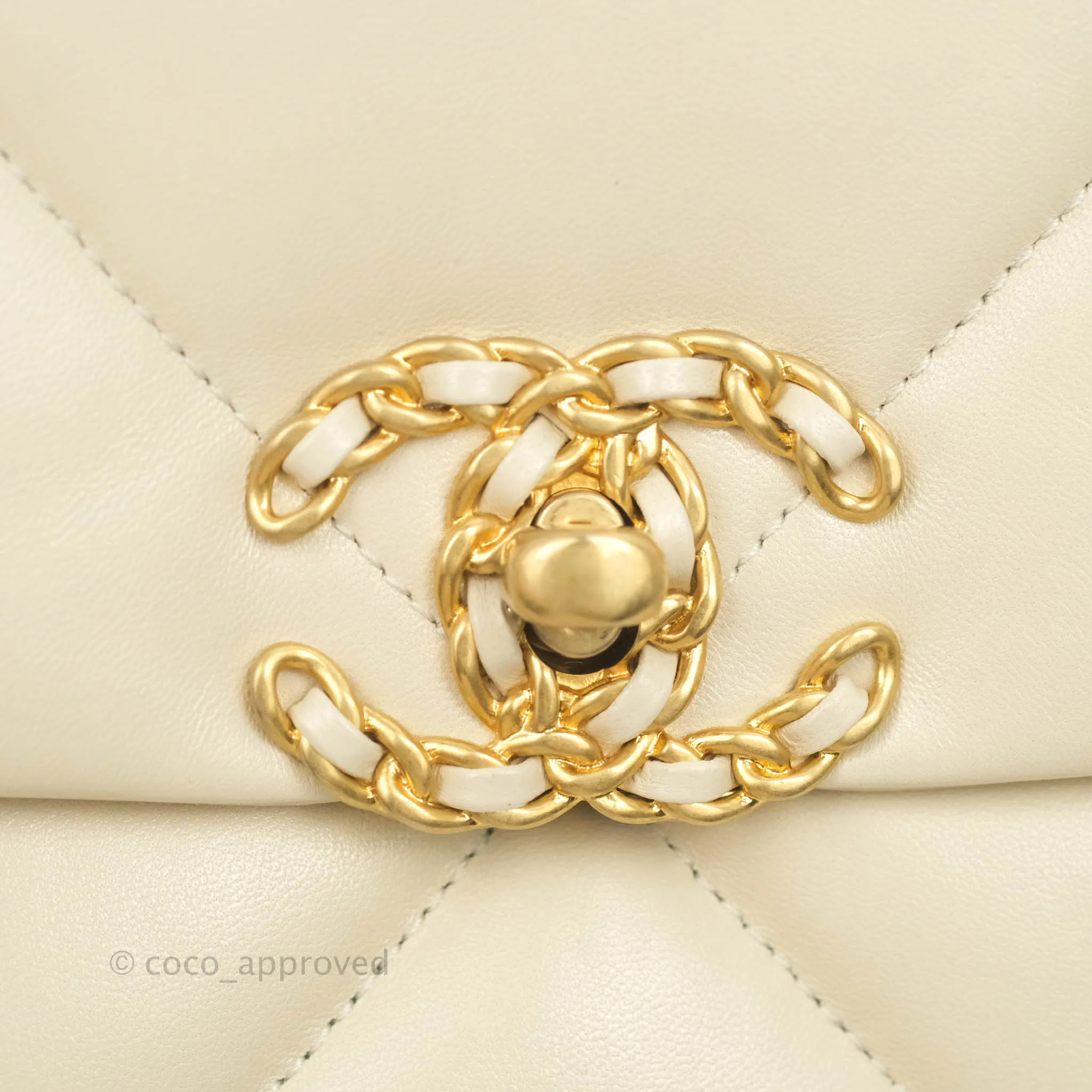 Chanel Small 19 Light Beige Flap Bag Lambskin Mixed Hardware 21C
