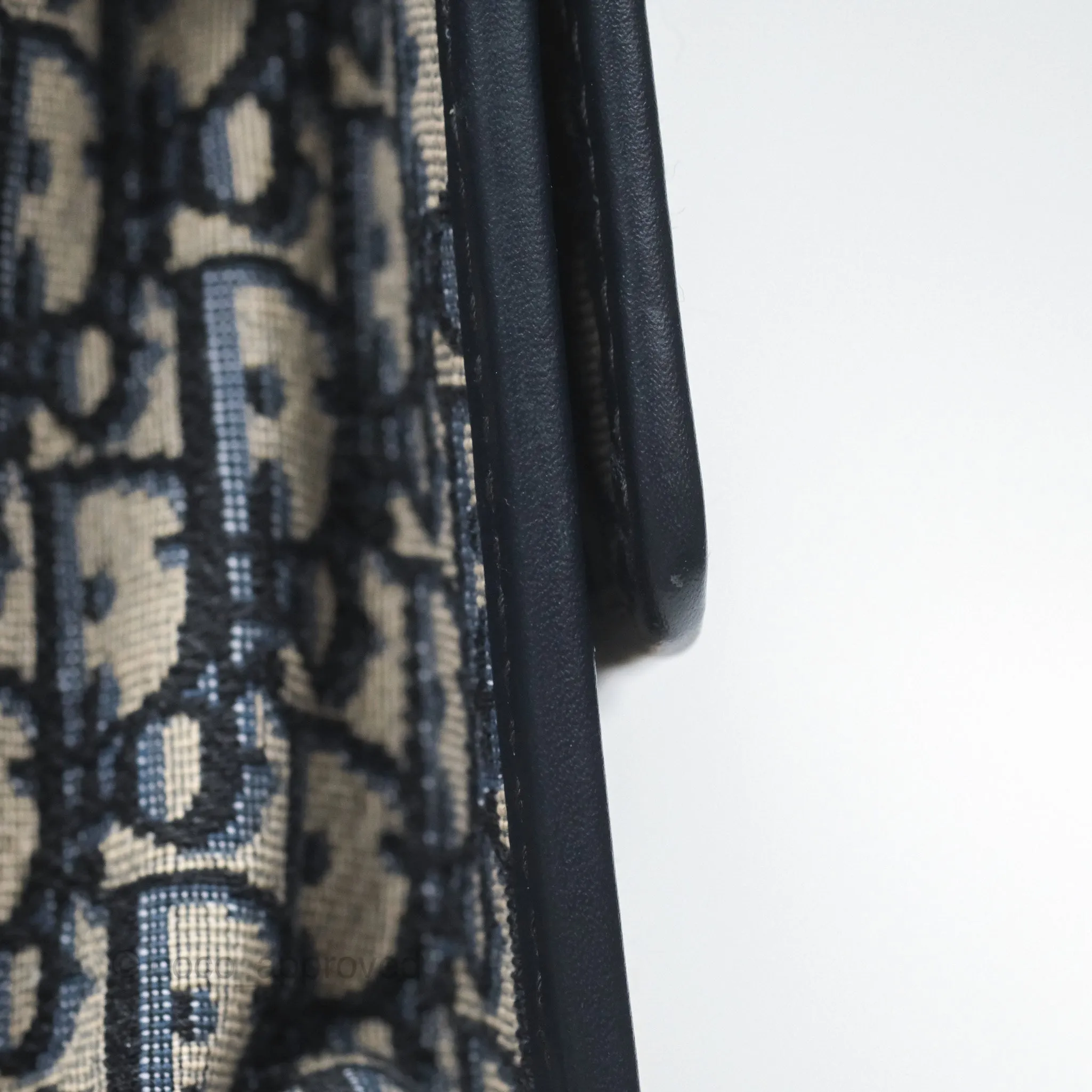 Christian Dior 30 Montaigne with Chain Blue Dior Oblique Jacquard