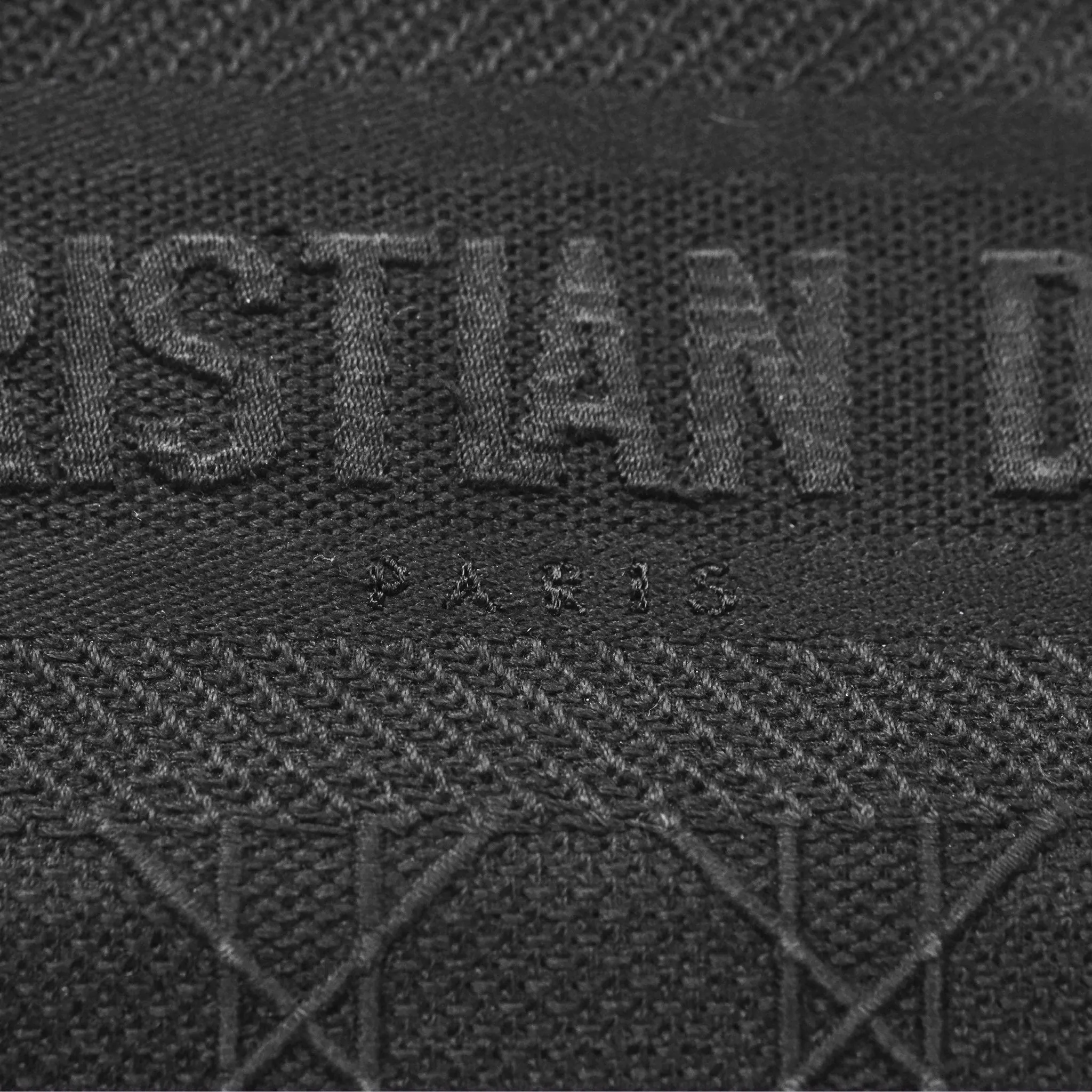 Christian Dior Medium Lady D-Lite Bag Black Cannage Embroidery Gold Hardware