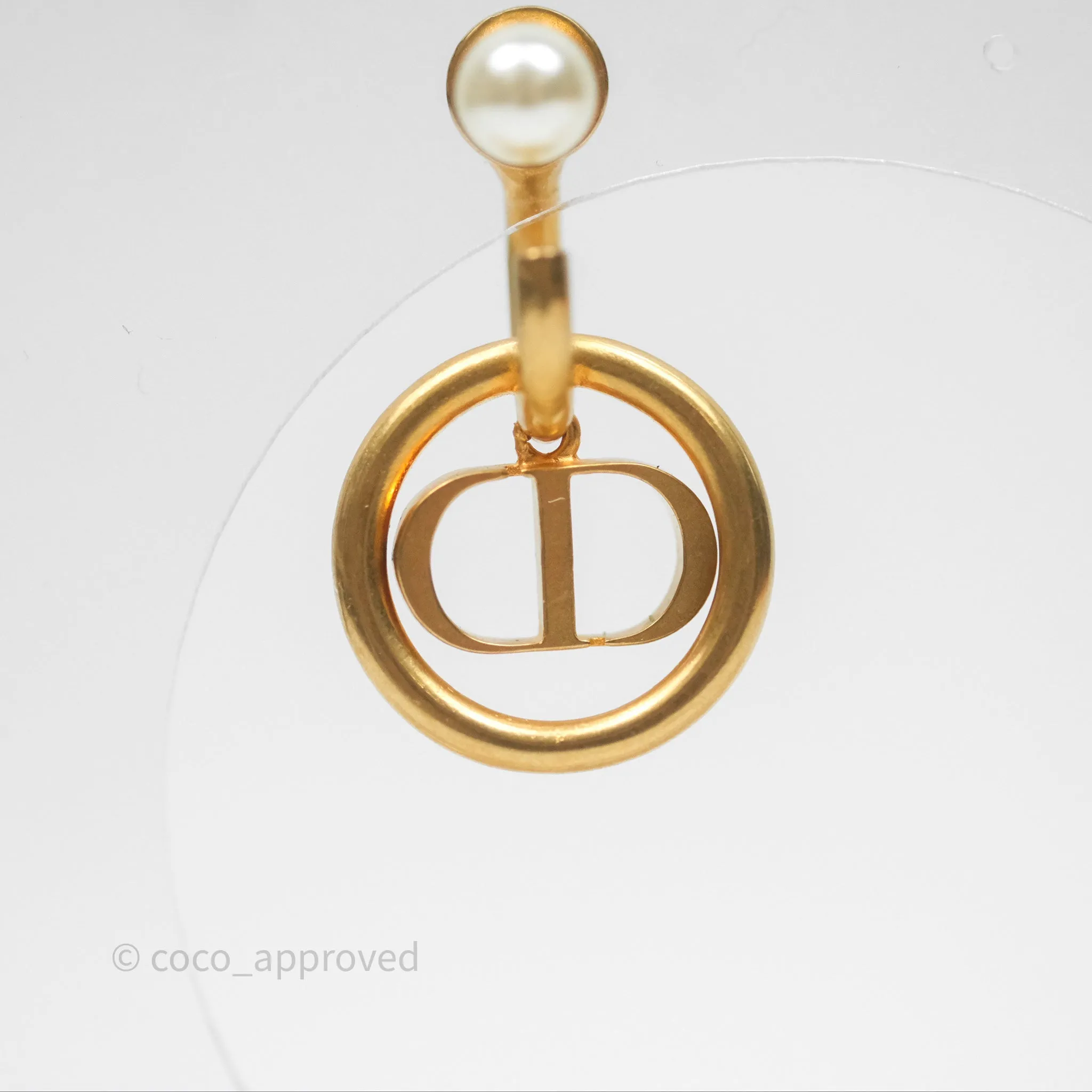 Christian Dior Pearl 30 Montaigne Earrings Gold Tone