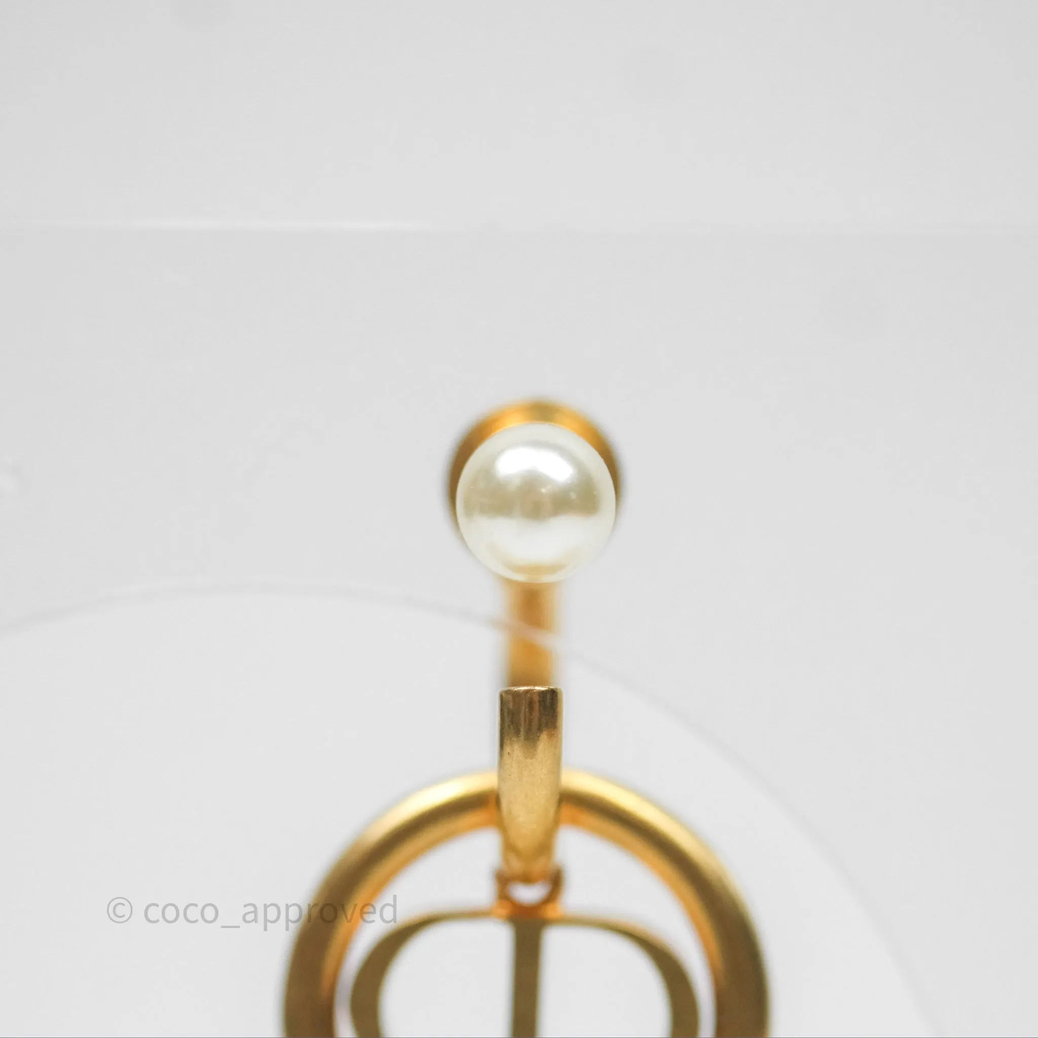 Christian Dior Pearl 30 Montaigne Earrings Gold Tone