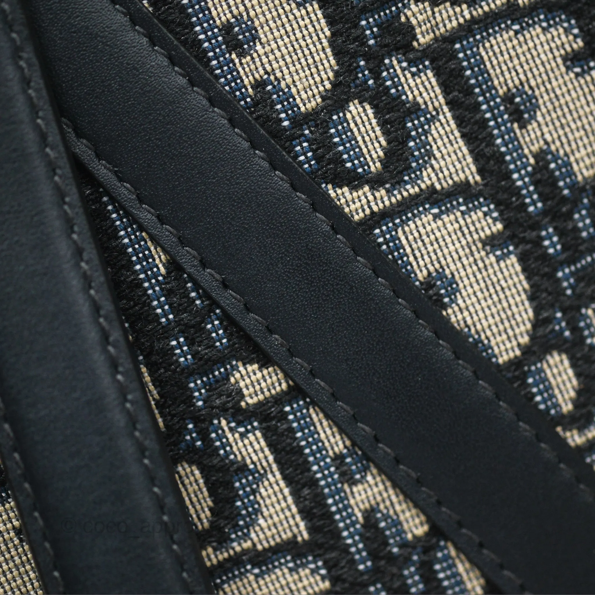 Christian Dior Saddle Bag Navy Dior Oblique Embroidery Gold Hardware
