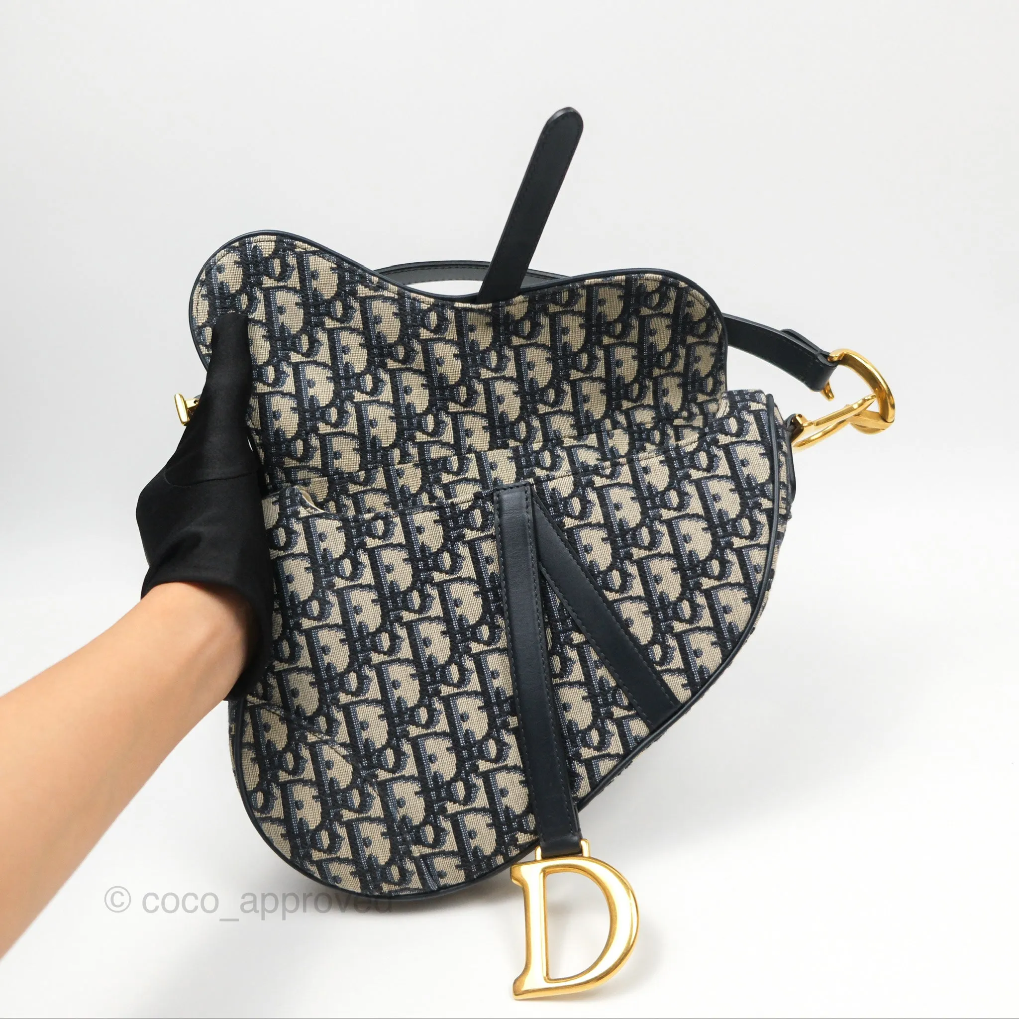 Christian Dior Saddle Bag Navy Dior Oblique Embroidery Gold Hardware