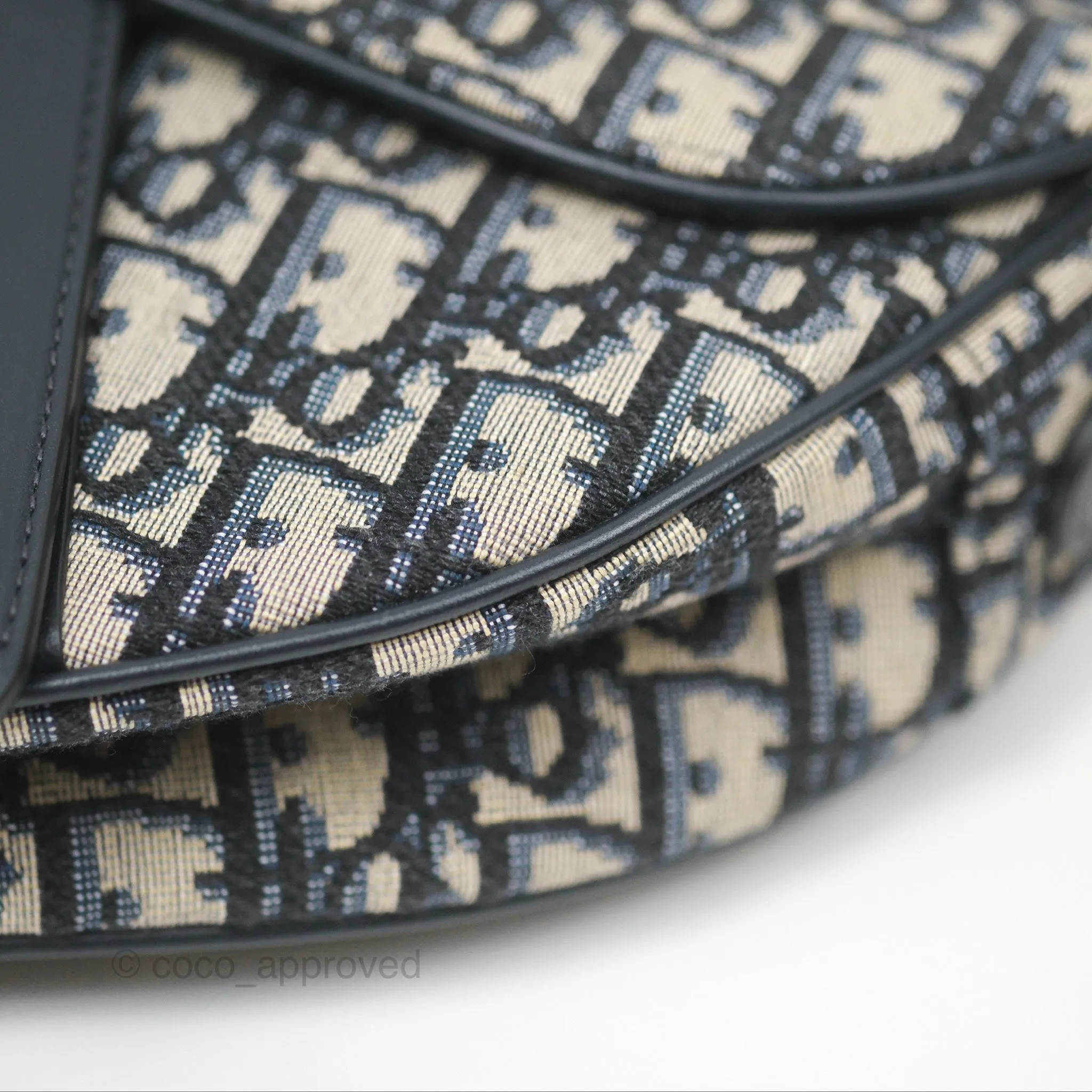 Christian Dior Saddle Bag Navy Dior Oblique Embroidery Gold Hardware