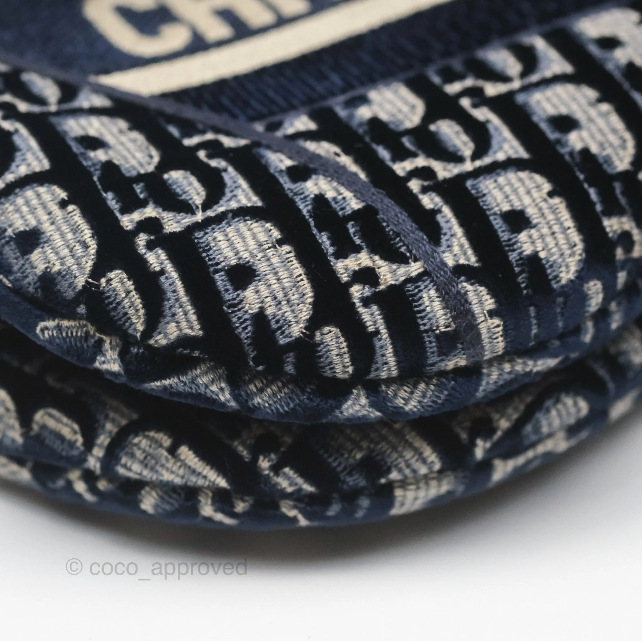 Christian Dior Saddle Bag Velvet Navy Dior Oblique Embroidery Gold Hardware