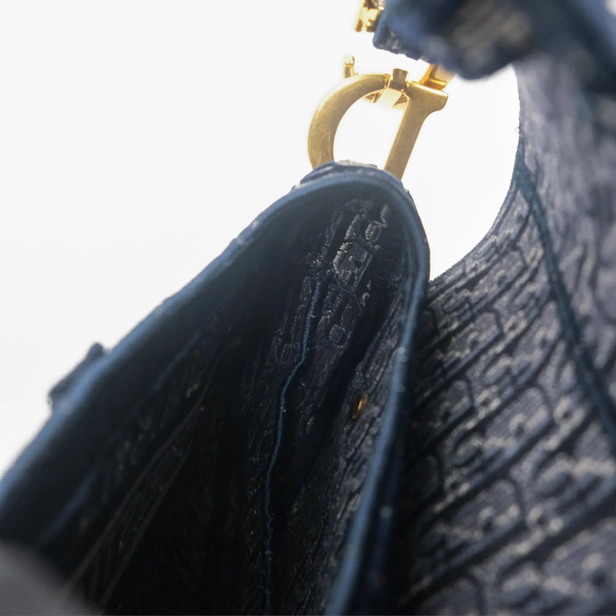 Christian Dior Saddle Bag Velvet Navy Dior Oblique Embroidery Gold Hardware