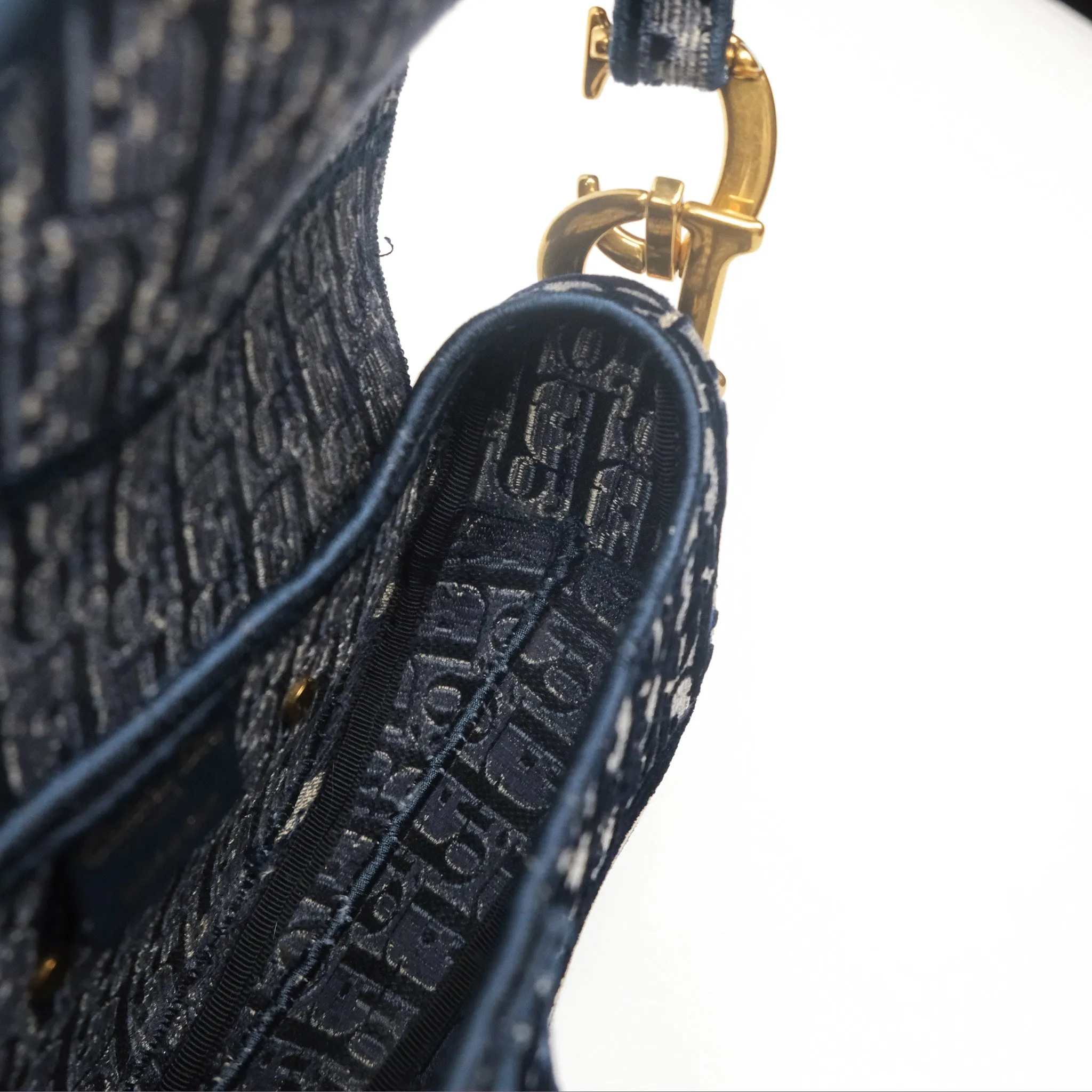 Christian Dior Saddle Bag Velvet Navy Dior Oblique Embroidery Gold Hardware