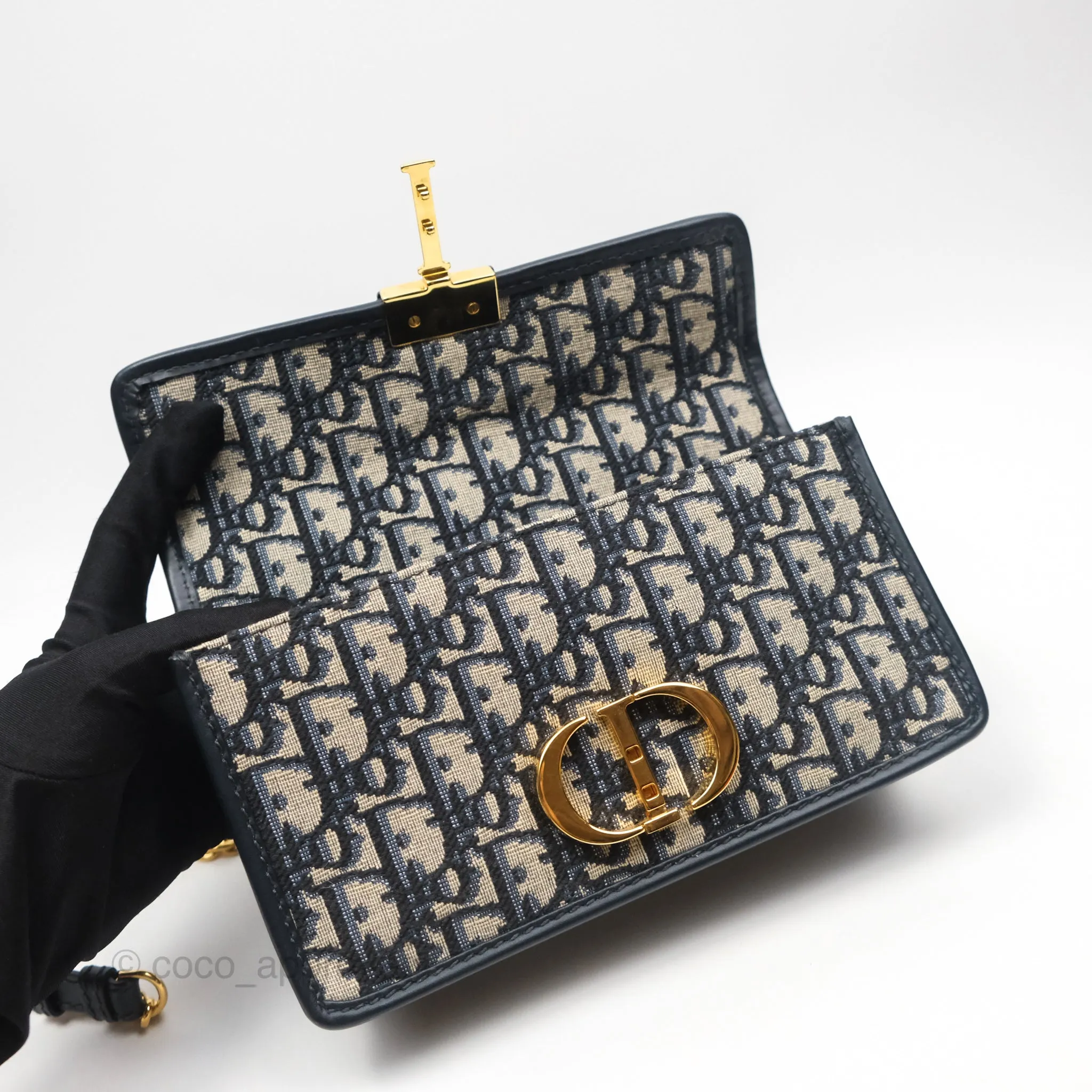 Dior 30 Montaigne East-West Bag With Chain Blue Dior Oblique Jacquard