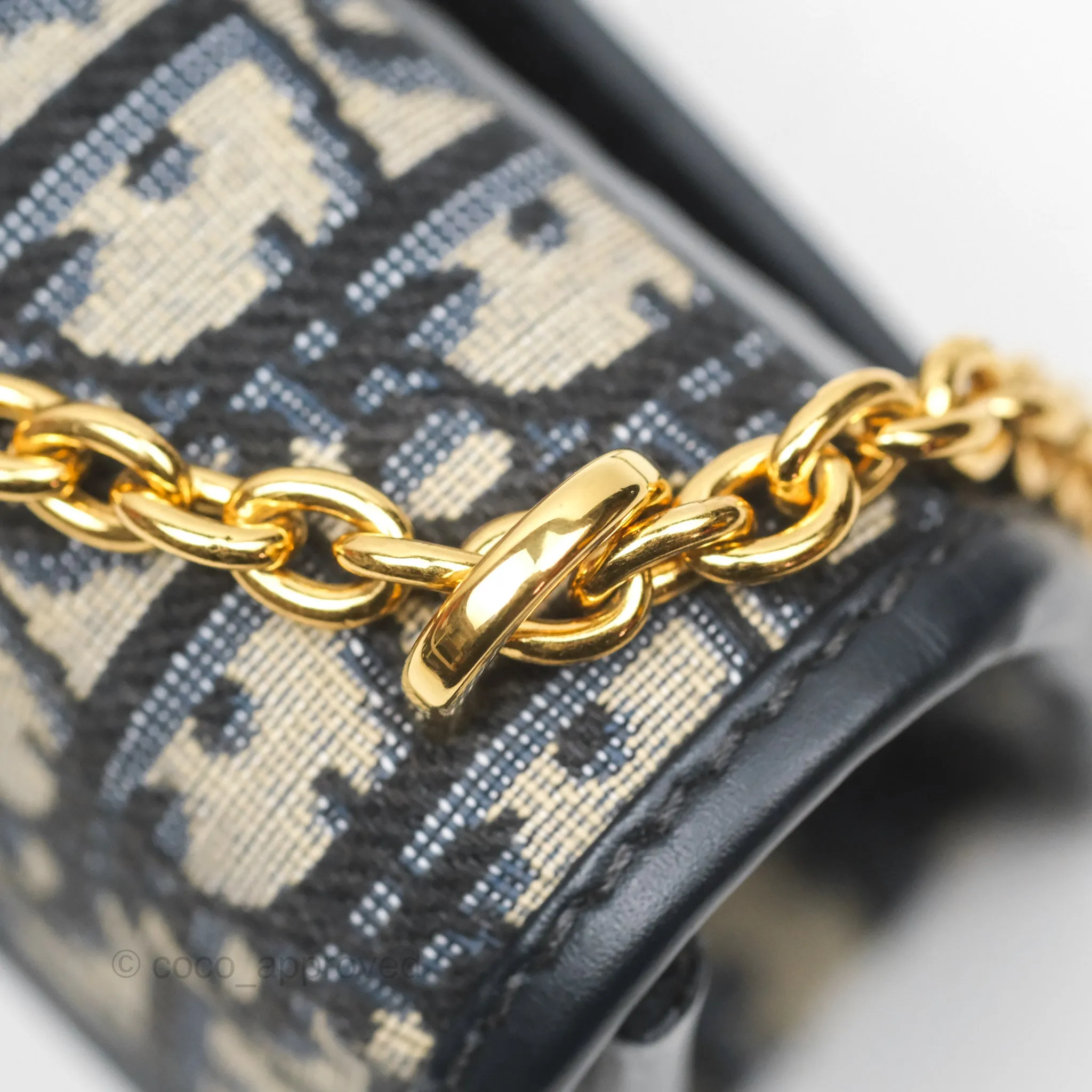 Dior 30 Montaigne East-West Bag With Chain Blue Dior Oblique Jacquard