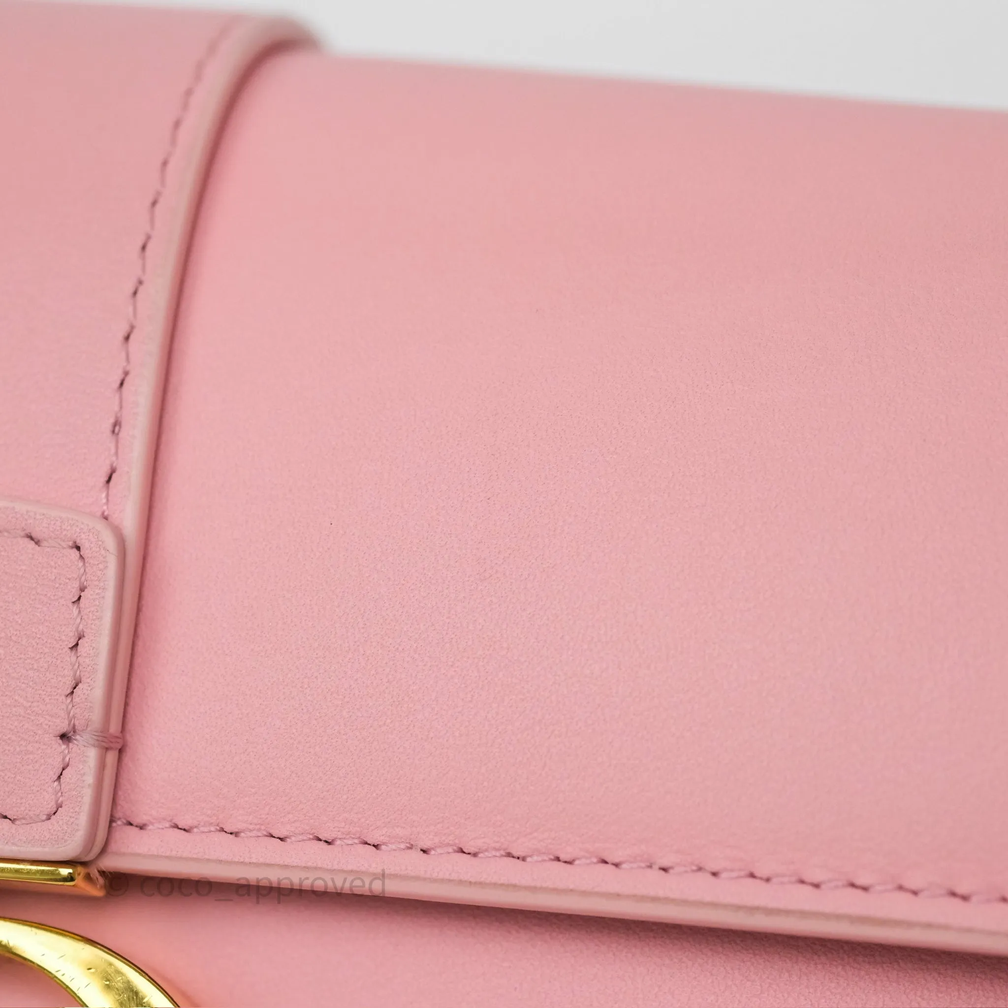 Dior 30 Montaigne East-West Chain Bag Pink