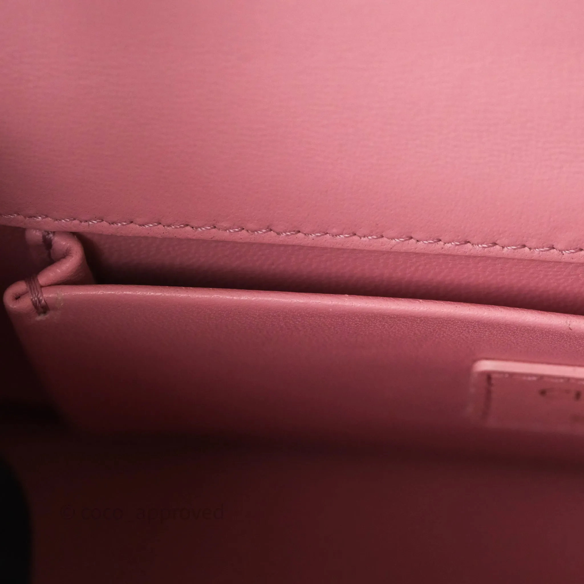 Dior 30 Montaigne East-West Chain Bag Pink