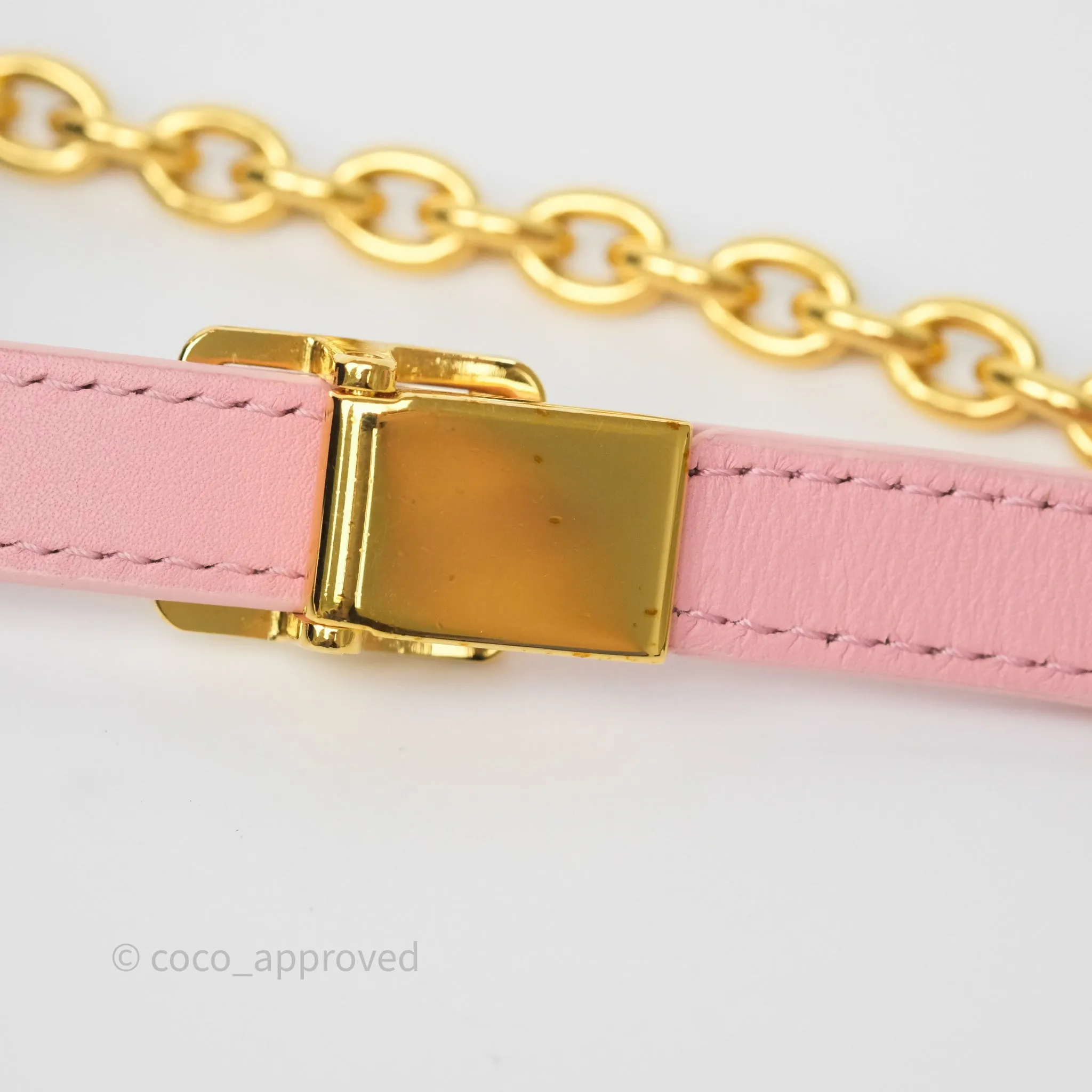 Dior 30 Montaigne East-West Chain Bag Pink