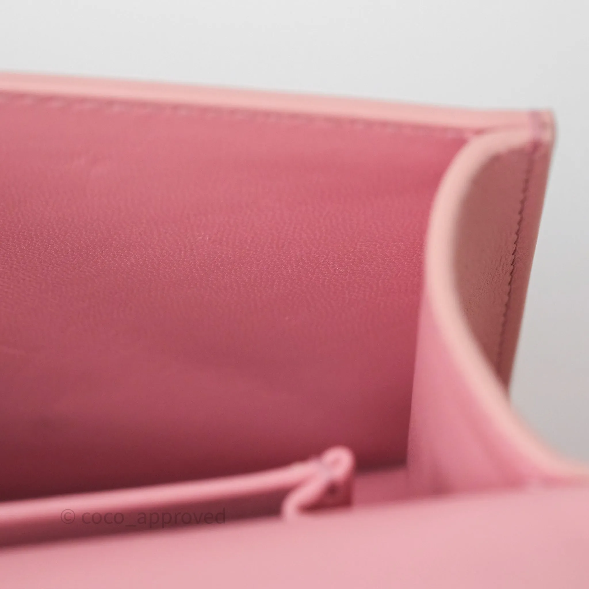 Dior 30 Montaigne East-West Chain Bag Pink