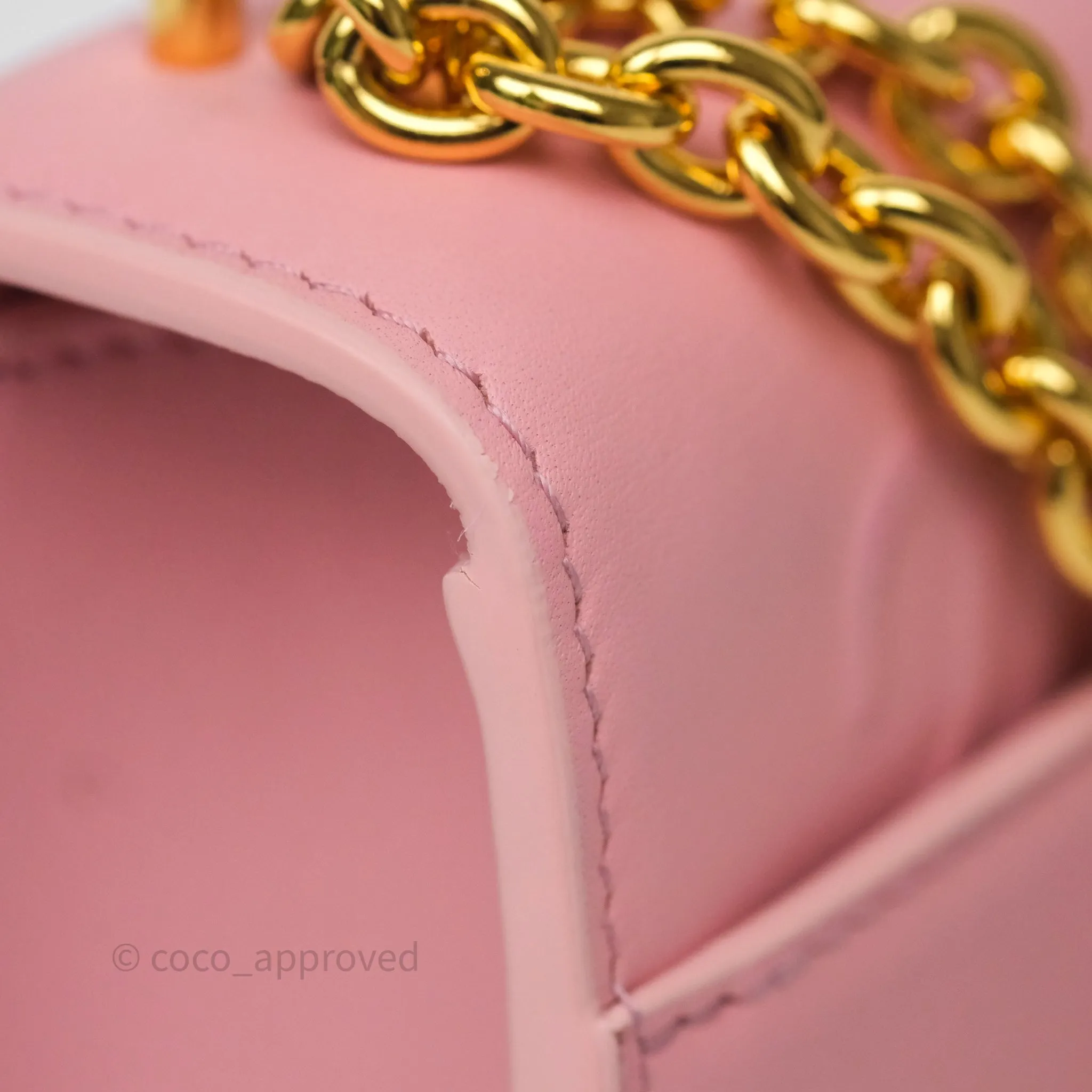 Dior 30 Montaigne East-West Chain Bag Pink