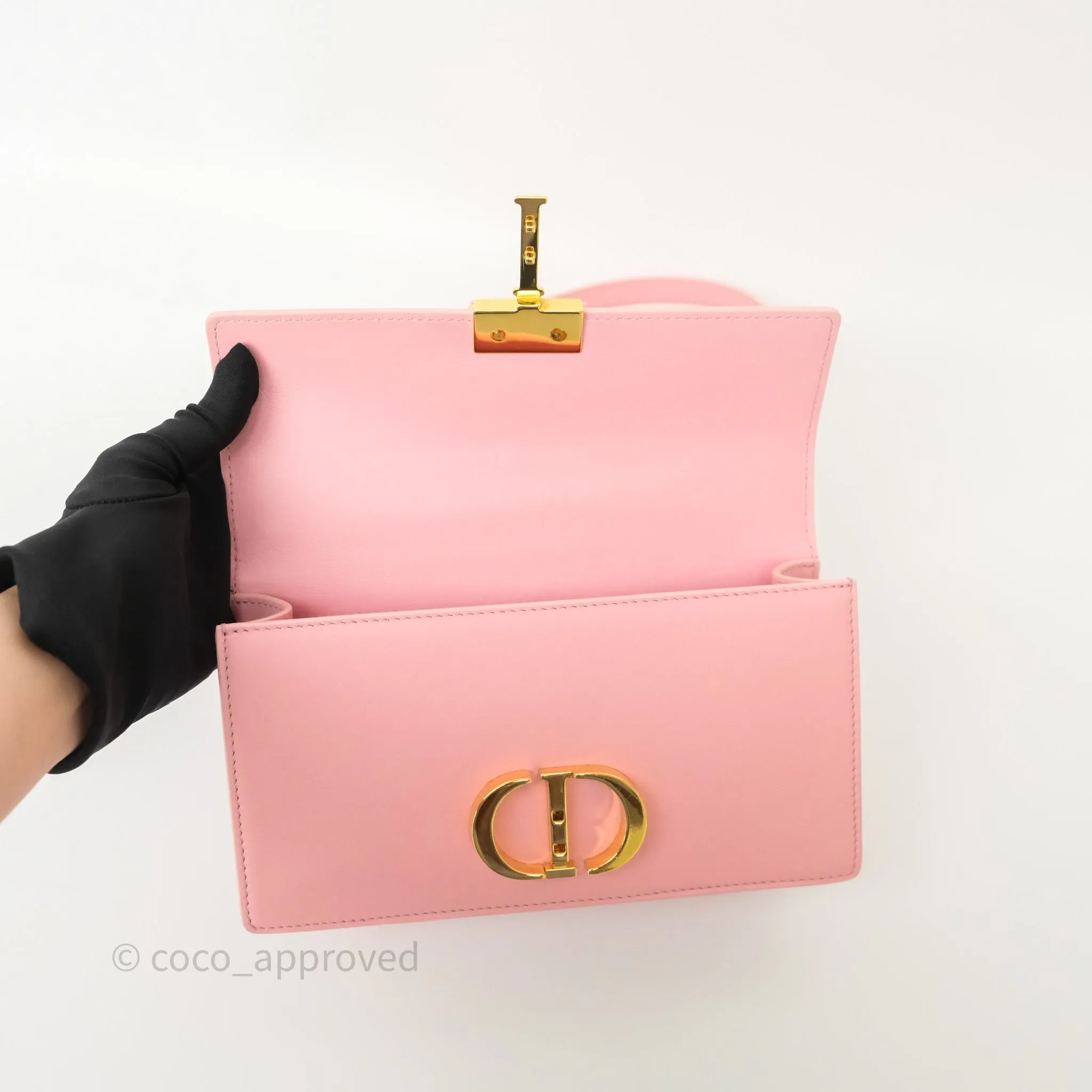 Dior 30 Montaigne East-West Chain Bag Pink