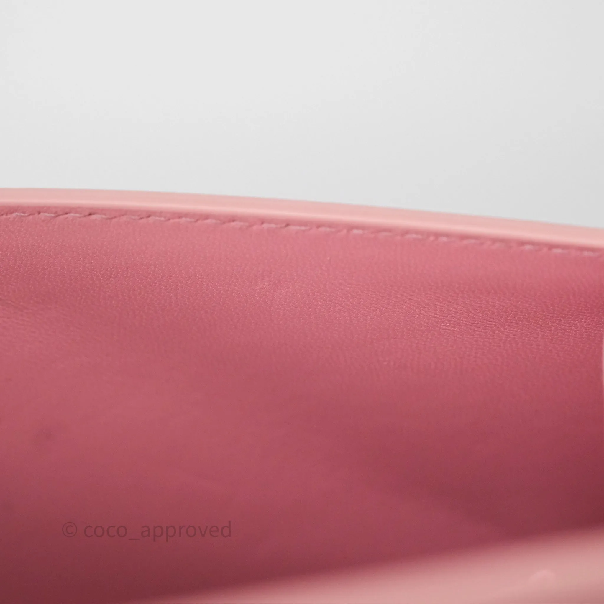 Dior 30 Montaigne East-West Chain Bag Pink